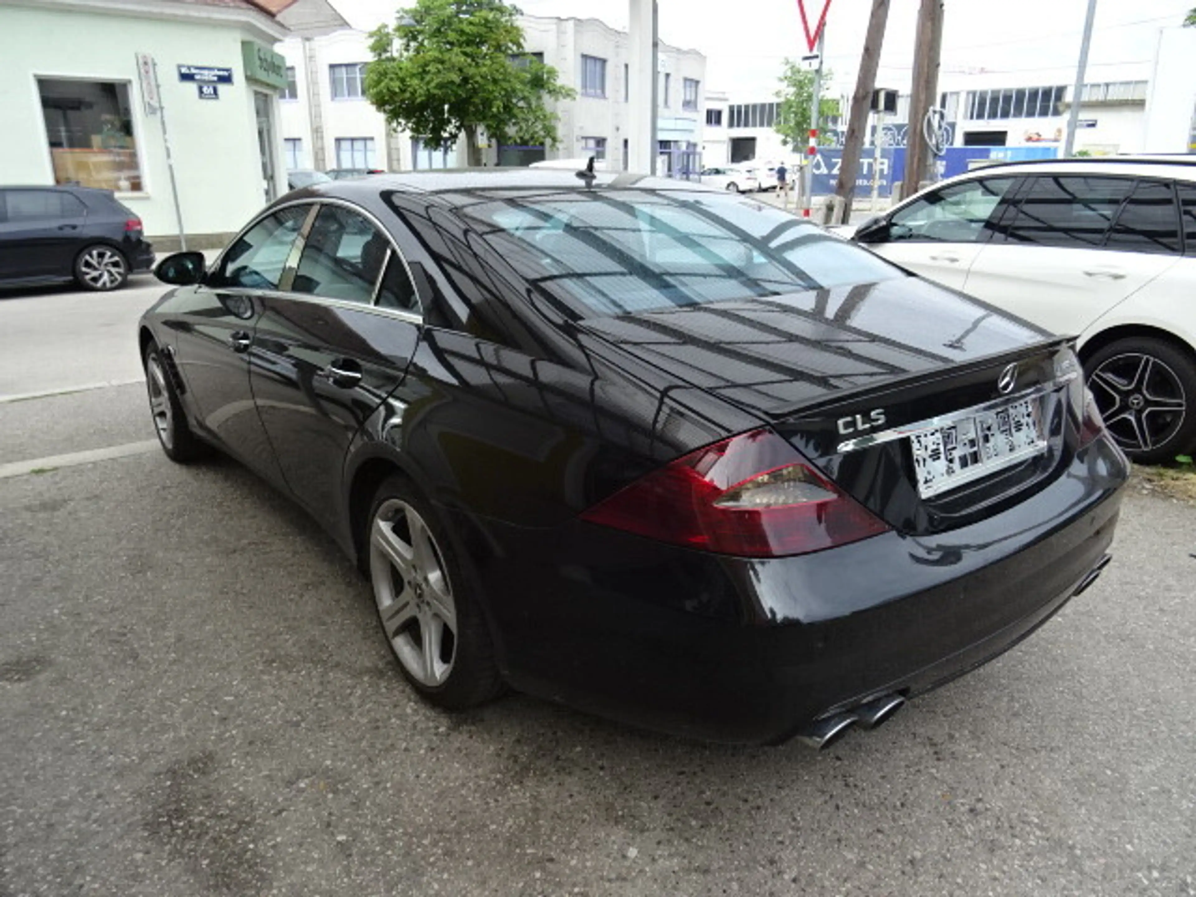 Mercedes-Benz CLS 350 CGI Aut. — photo 6