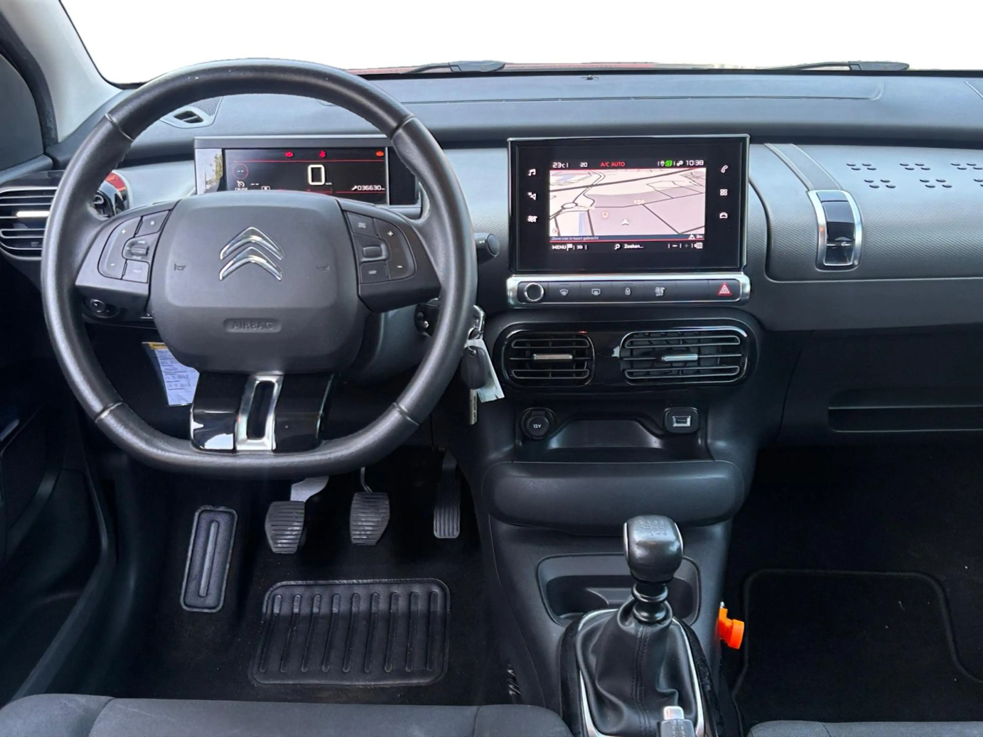 Citroen C4 Cactus Shine Plus 1.2 Turbo 110pk | NAVI | STOELVERW. | C — photo 11