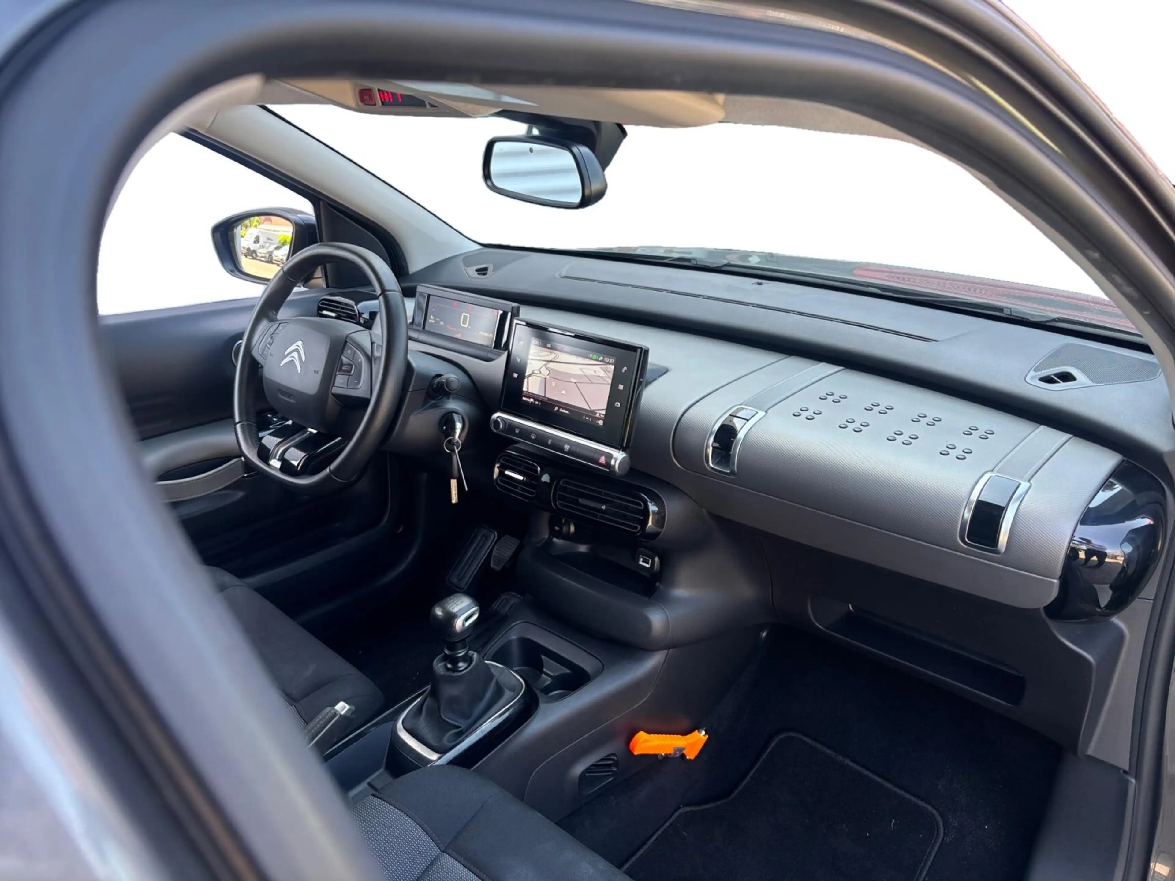 Citroen C4 Cactus Shine Plus 1.2 Turbo 110pk | NAVI | STOELVERW. | C — photo 13