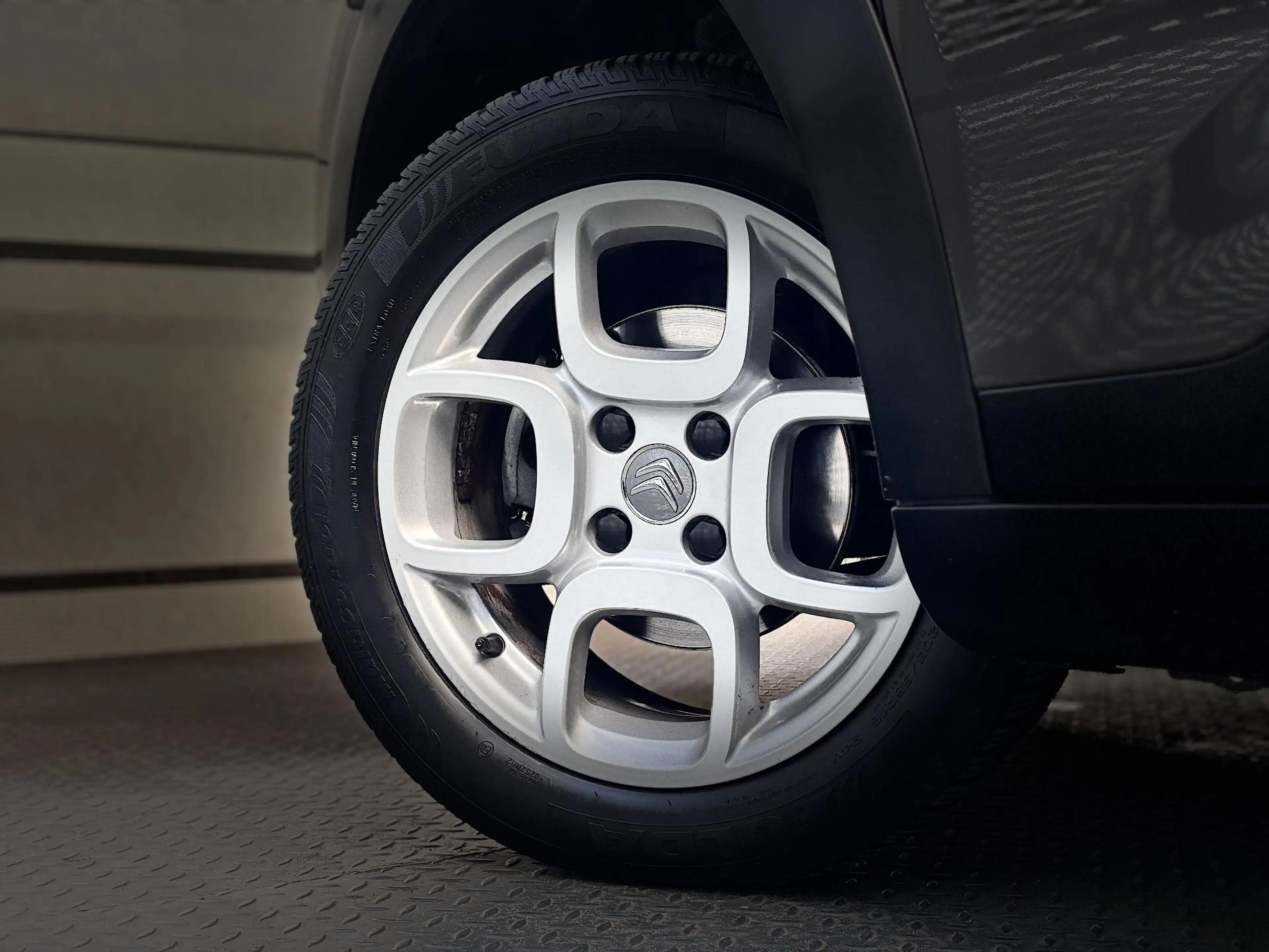 Citroen C4 Cactus Shine Plus 1.2 Turbo 110pk | NAVI | STOELVERW. | C — photo 9