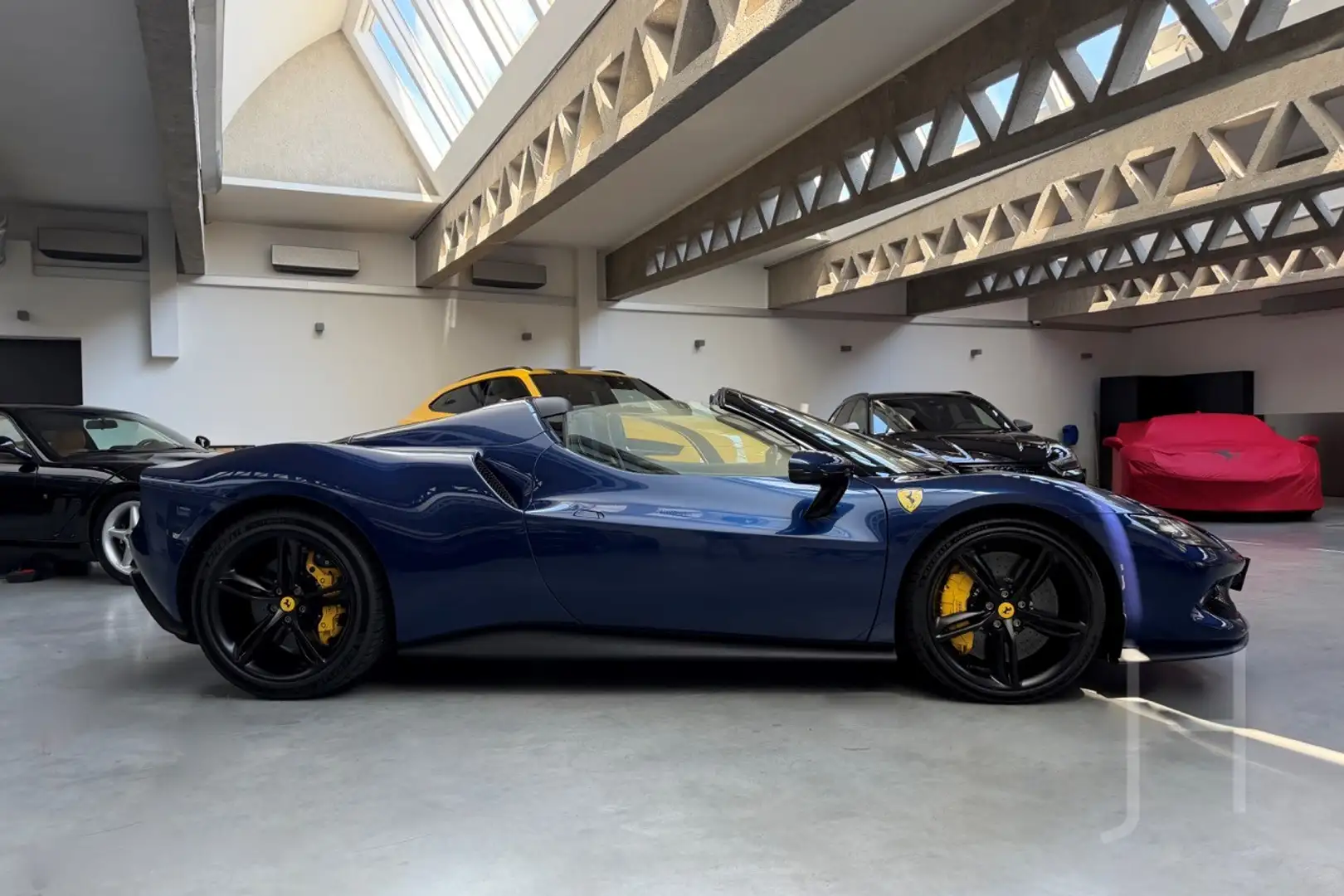 Ferrari 296 296 GTS Blau - 2