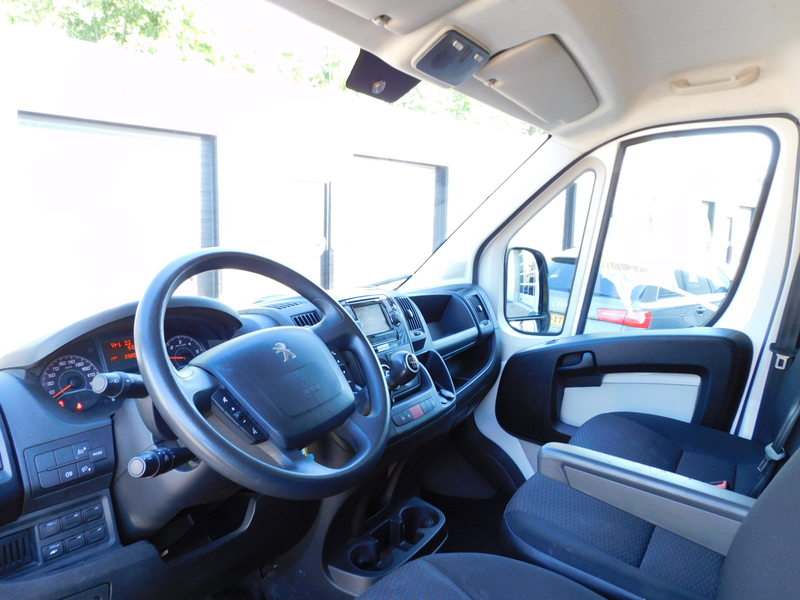 Peugeot Boxer 435 2.0 BlueHDI L3H2 Premium 1e EIGENAAR! CAMERA! — photo 8