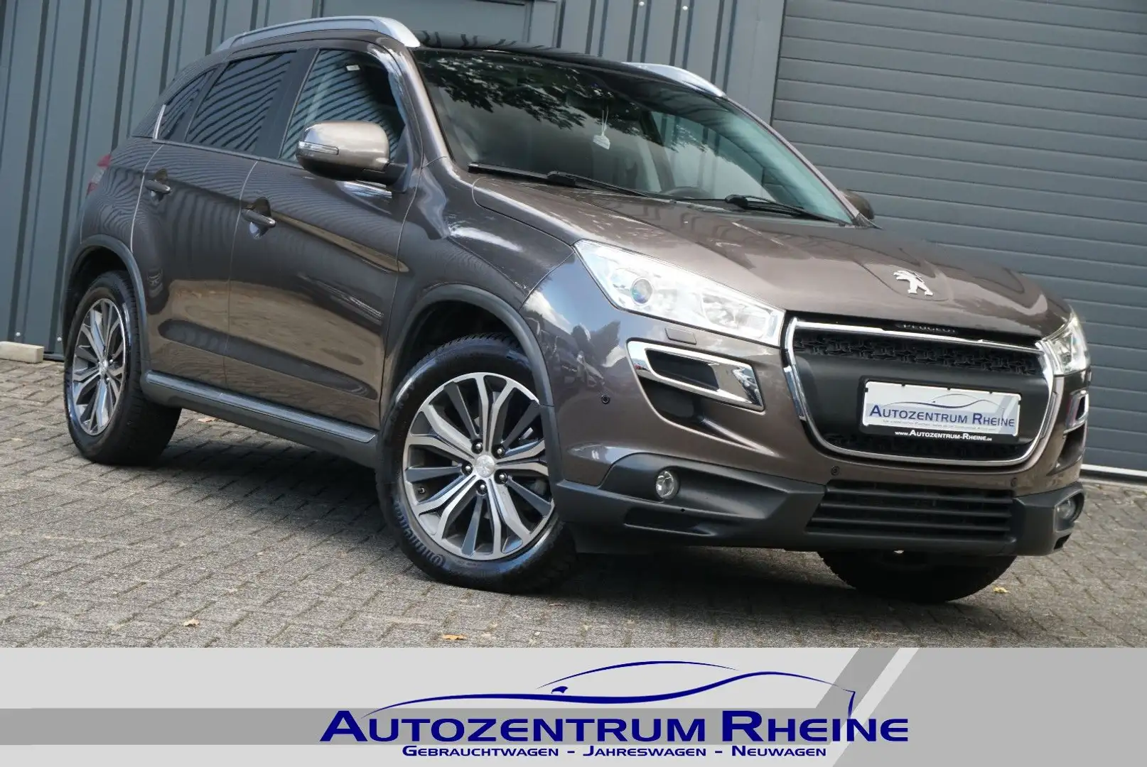 Peugeot 4008 Allure 150 4WD RFK SHZ PANO XENON AHK LEDER Brun - 1