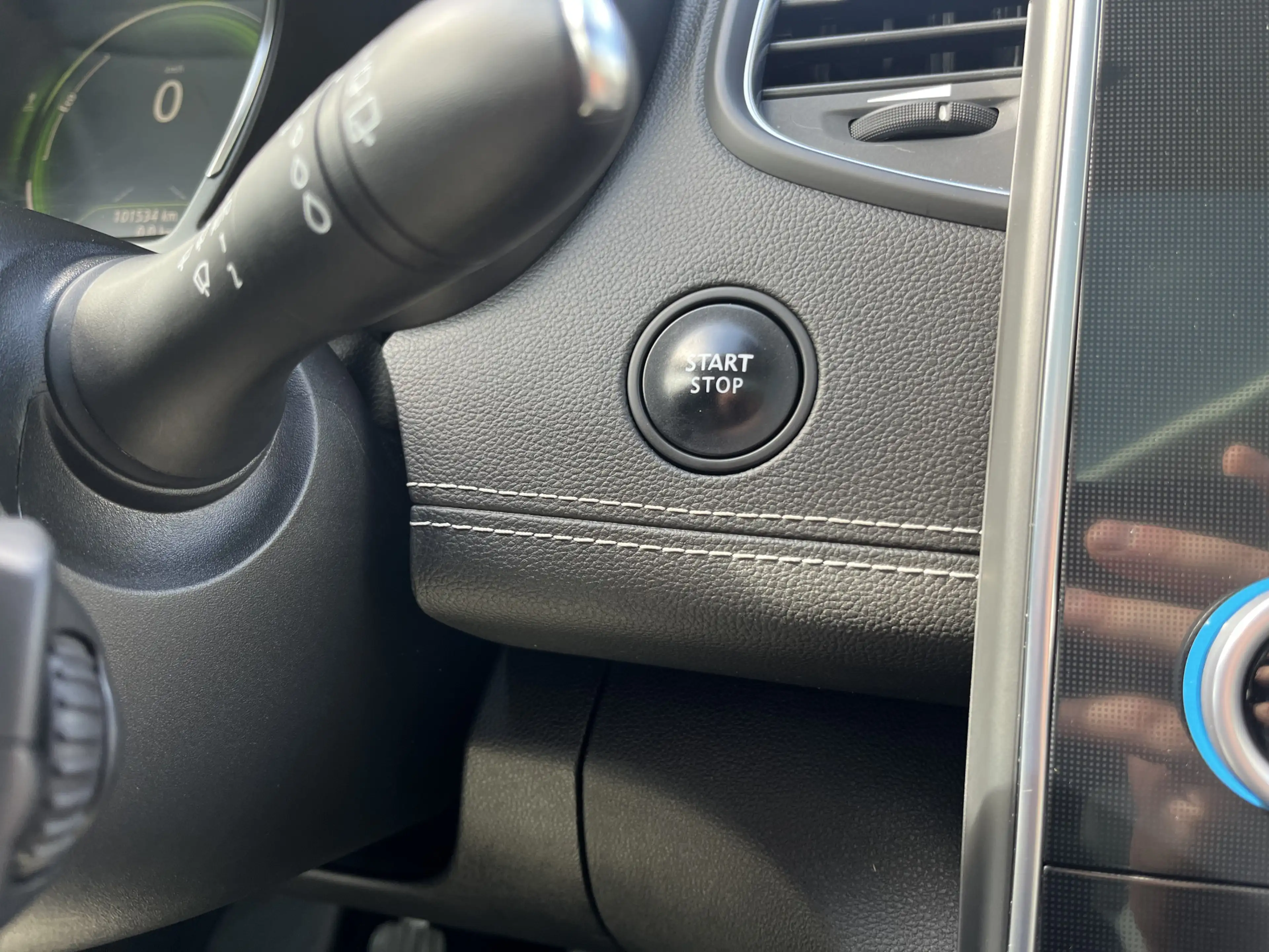 Renault Grand Scenic TCe 132 PK Bose / Dealer onderhouden / Trekhaak / — photo 30