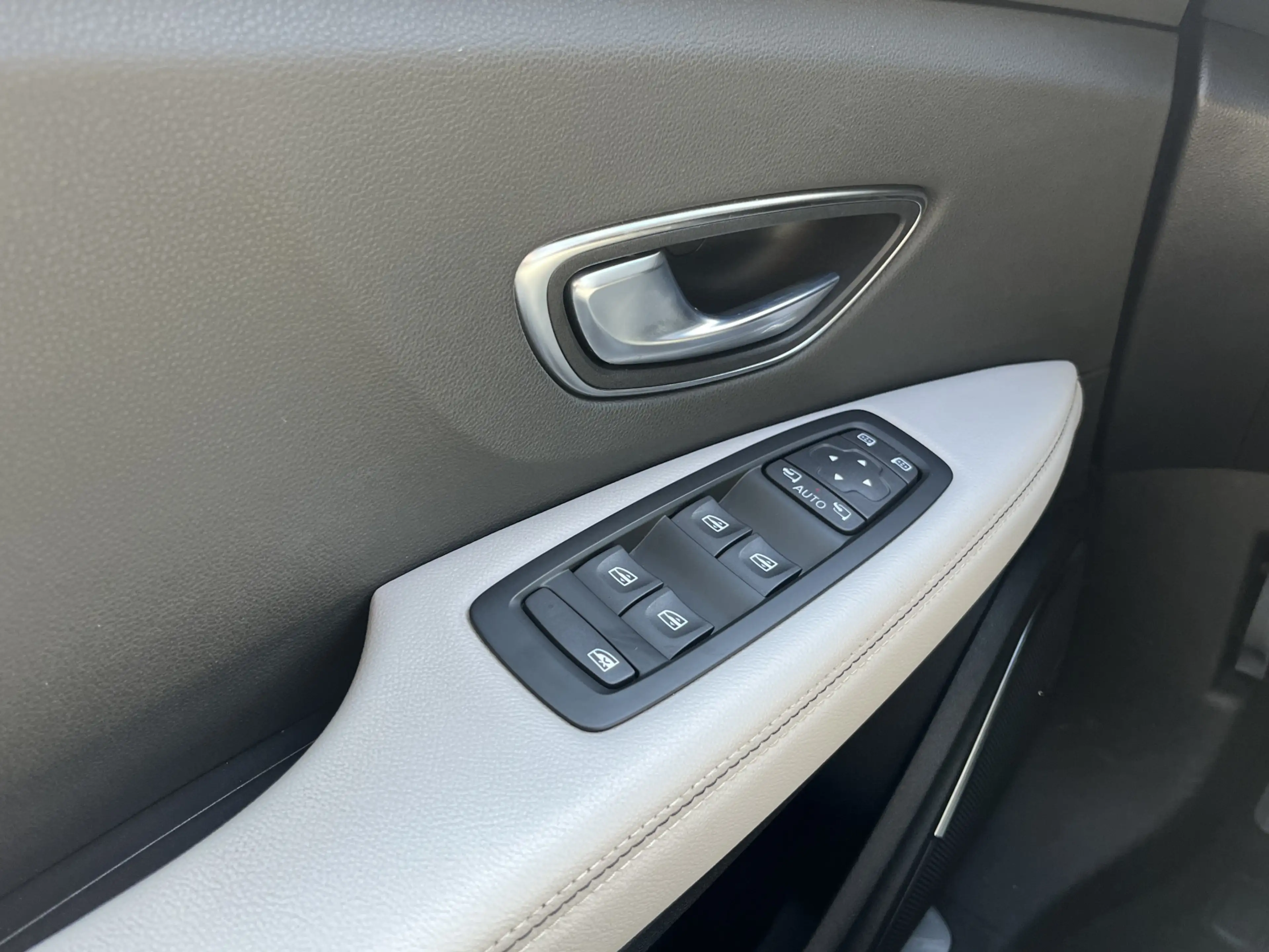 Renault Grand Scenic TCe 132 PK Bose / Dealer onderhouden / Trekhaak / — photo 31