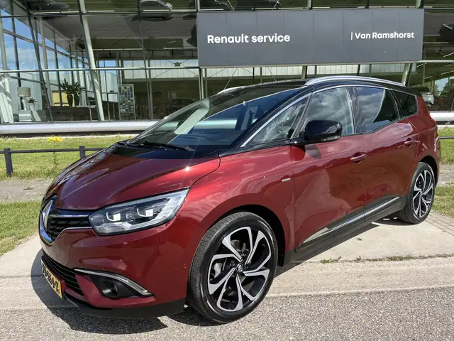 Renault Grand Scenic TCe 132 PK Bose / Dealer onderhouden / Trekhaak /