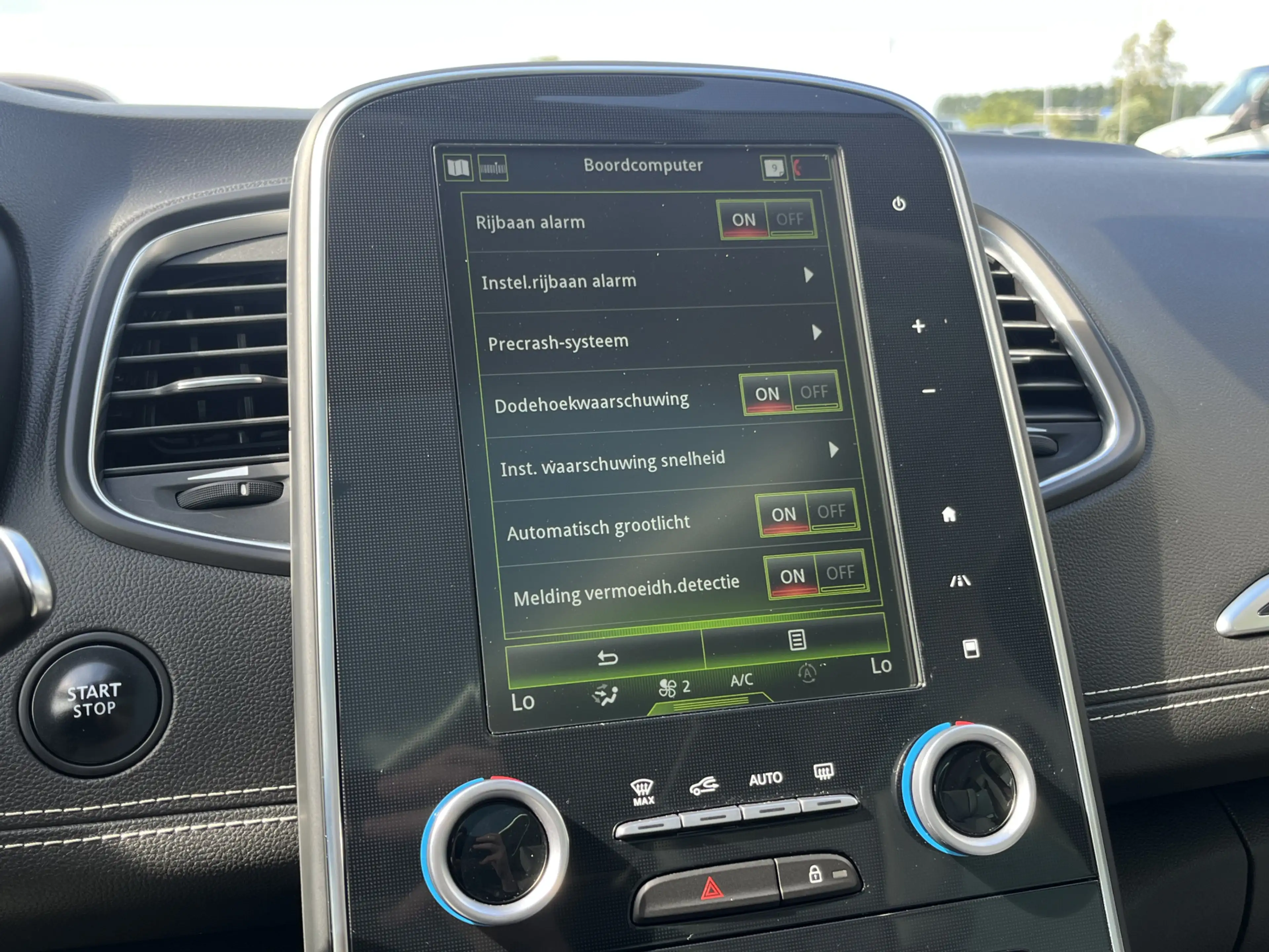 Renault Grand Scenic TCe 132 PK Bose / Dealer onderhouden / Trekhaak / — photo 22