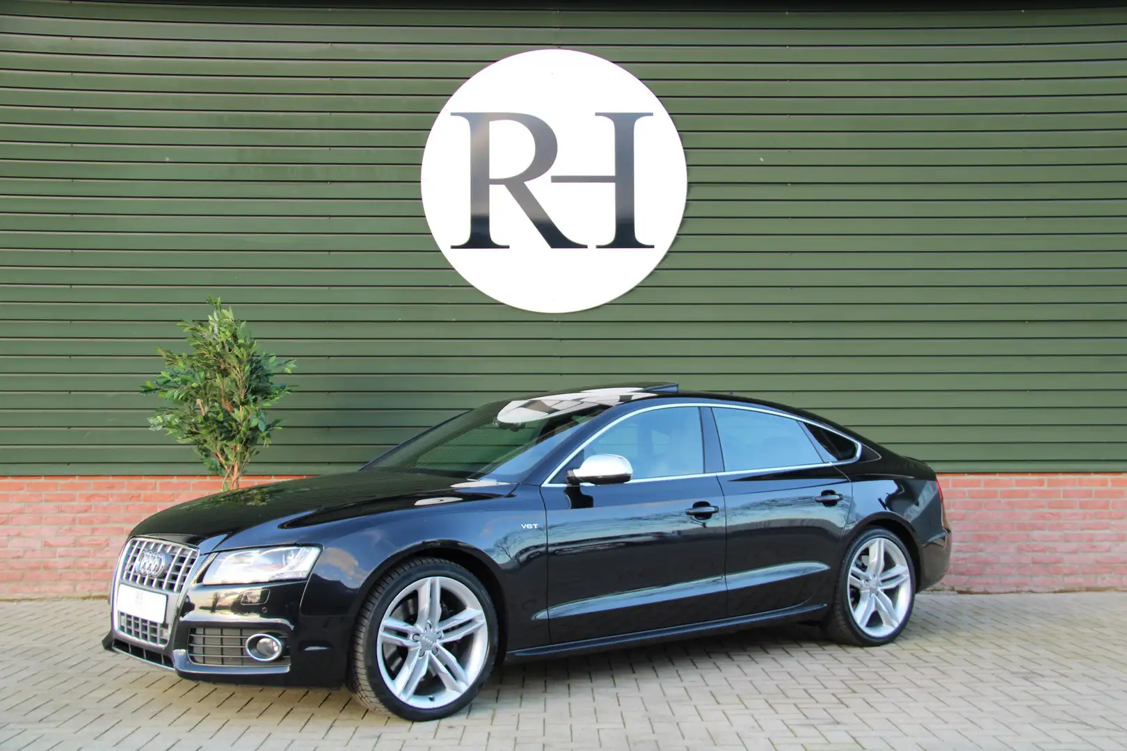 Audi A5 Sportback S5 3.0 V6 TFSI Quattro Automaat - Youngt Zwart - 1