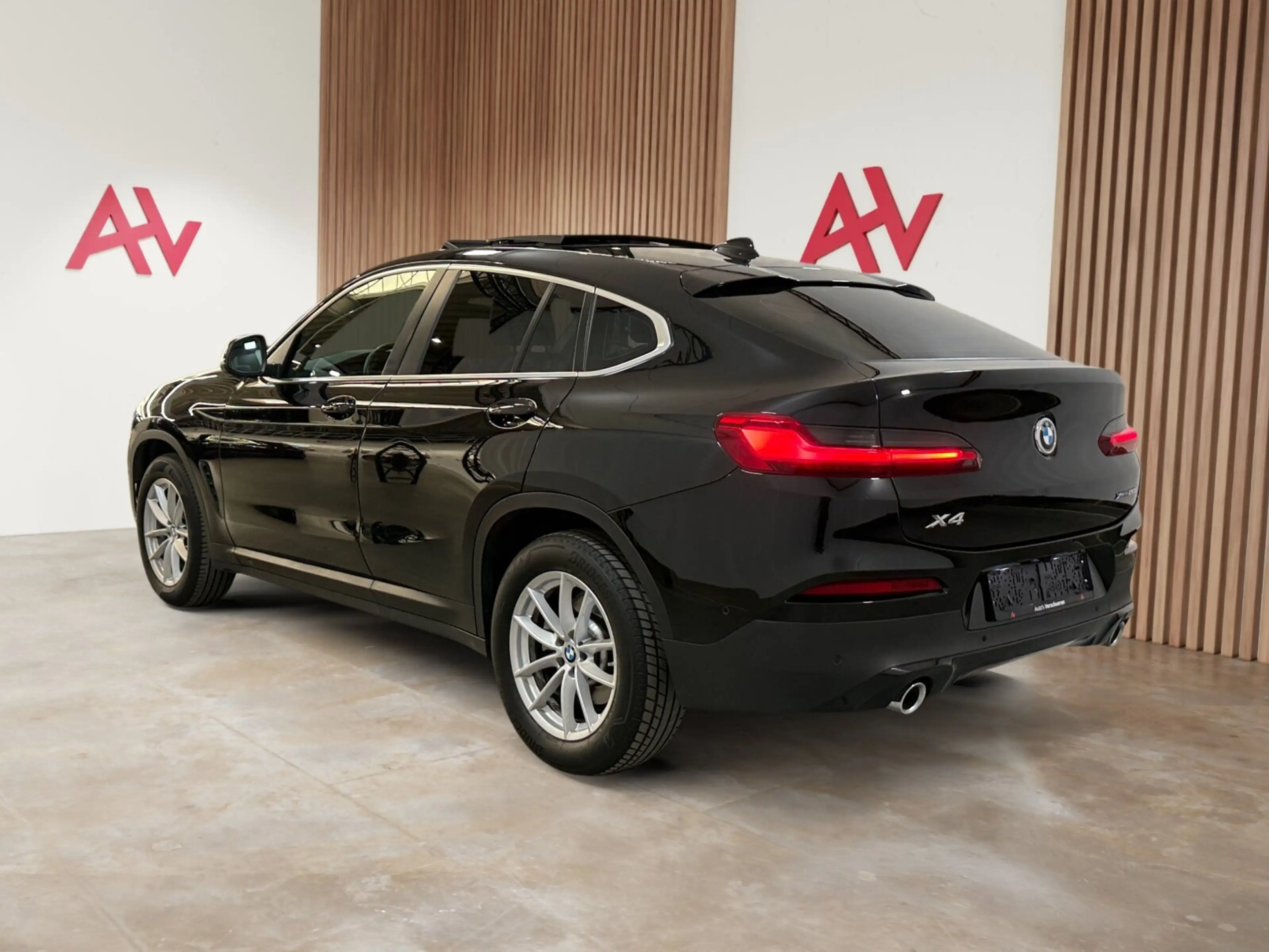BMW X4 xDrive20iA Edition ** Navi/Carplay | Pano | Zet... — photo 9