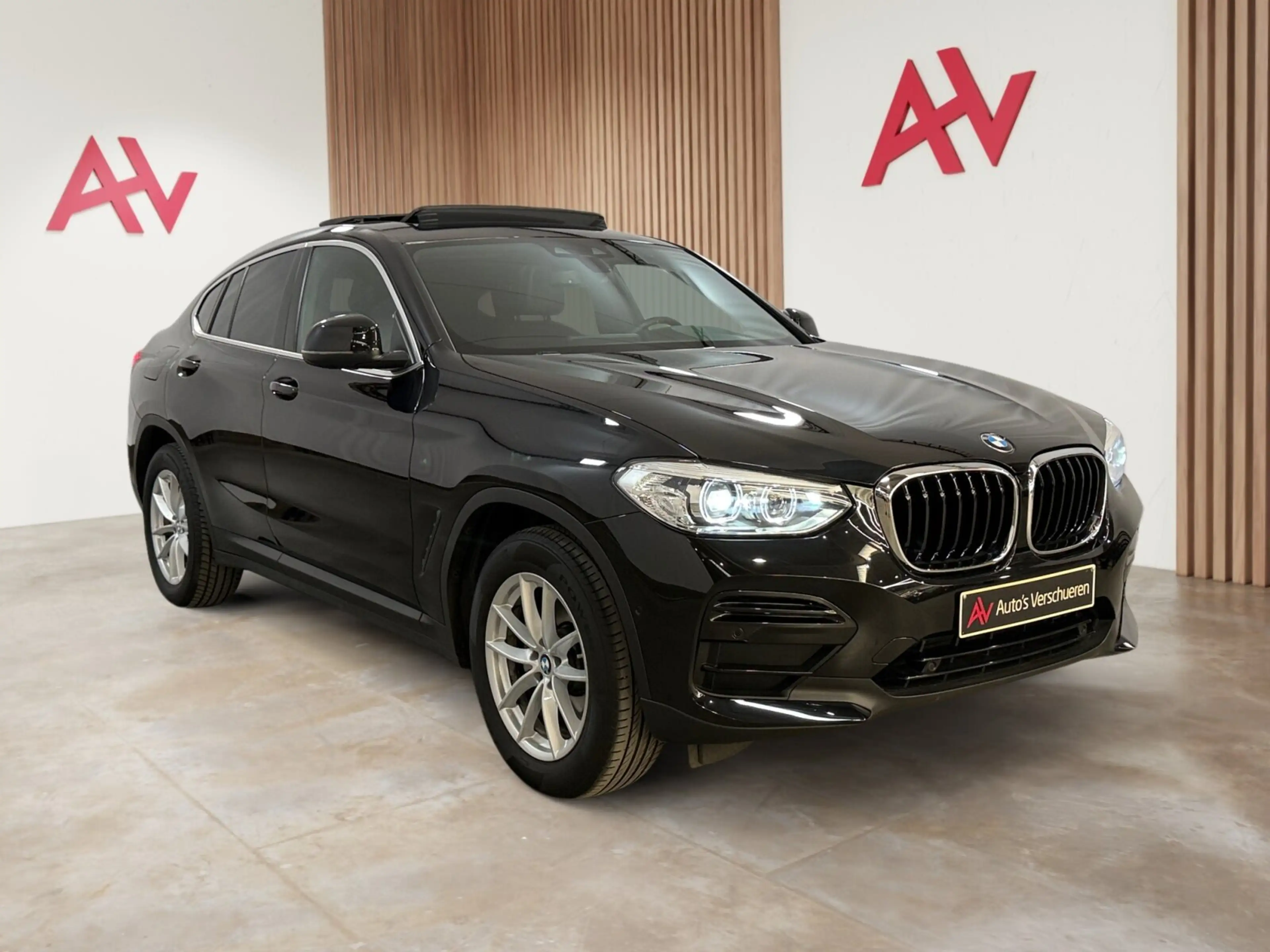 BMW X4 xDrive20iA Edition ** Navi/Carplay | Pano | Zet... — photo 3