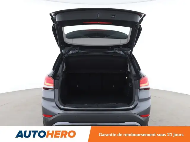BMW X1 view 16