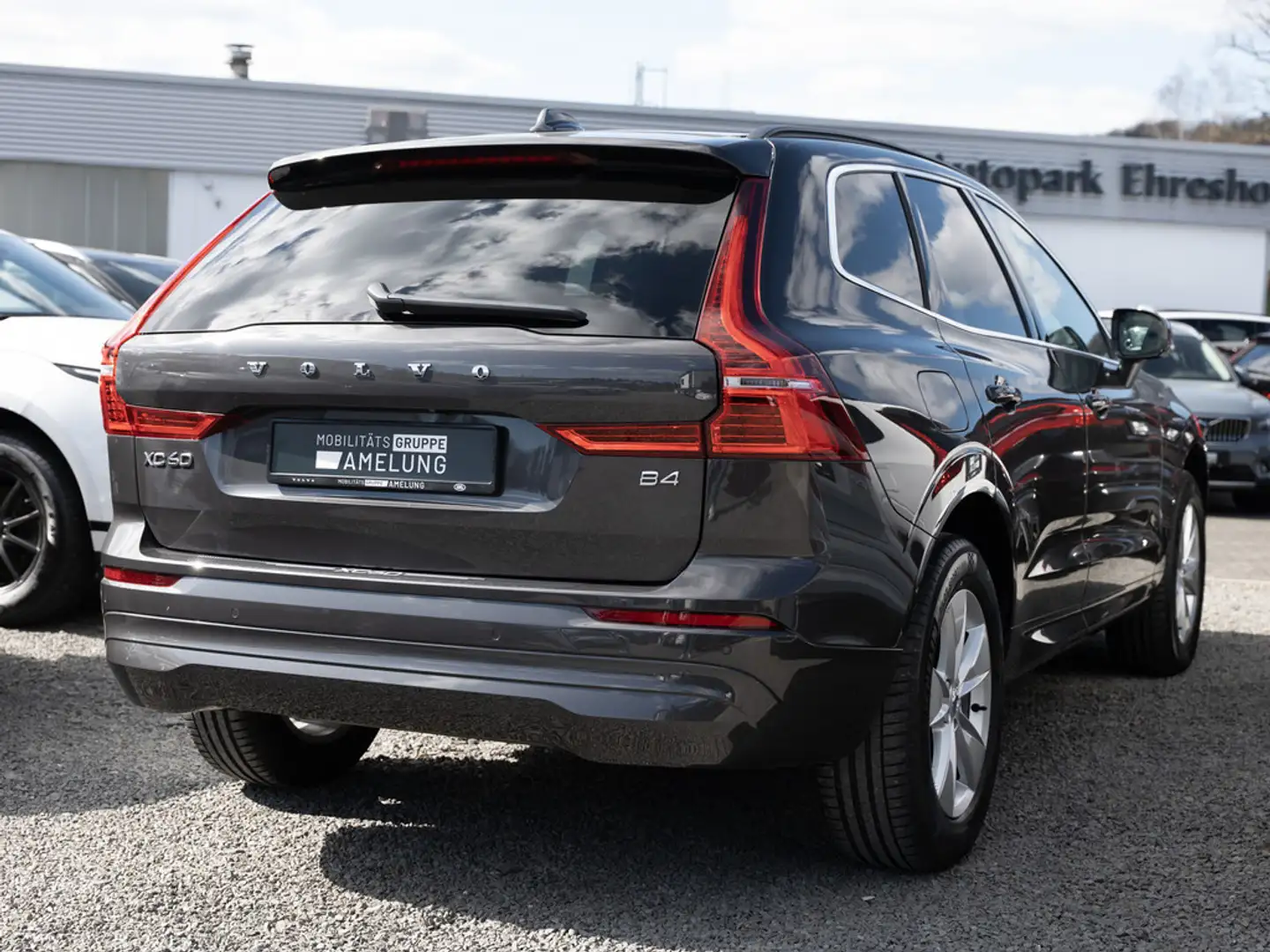 Volvo XC60 B4 Core 1Hd. W-LAN FACEL. STANDHZ LED Szary - 2