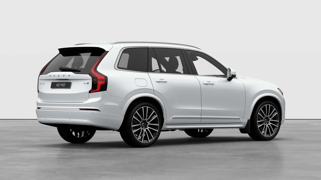 2026 Volvo XC90 Ultra 6-Seater (Bright Theme) alt 4