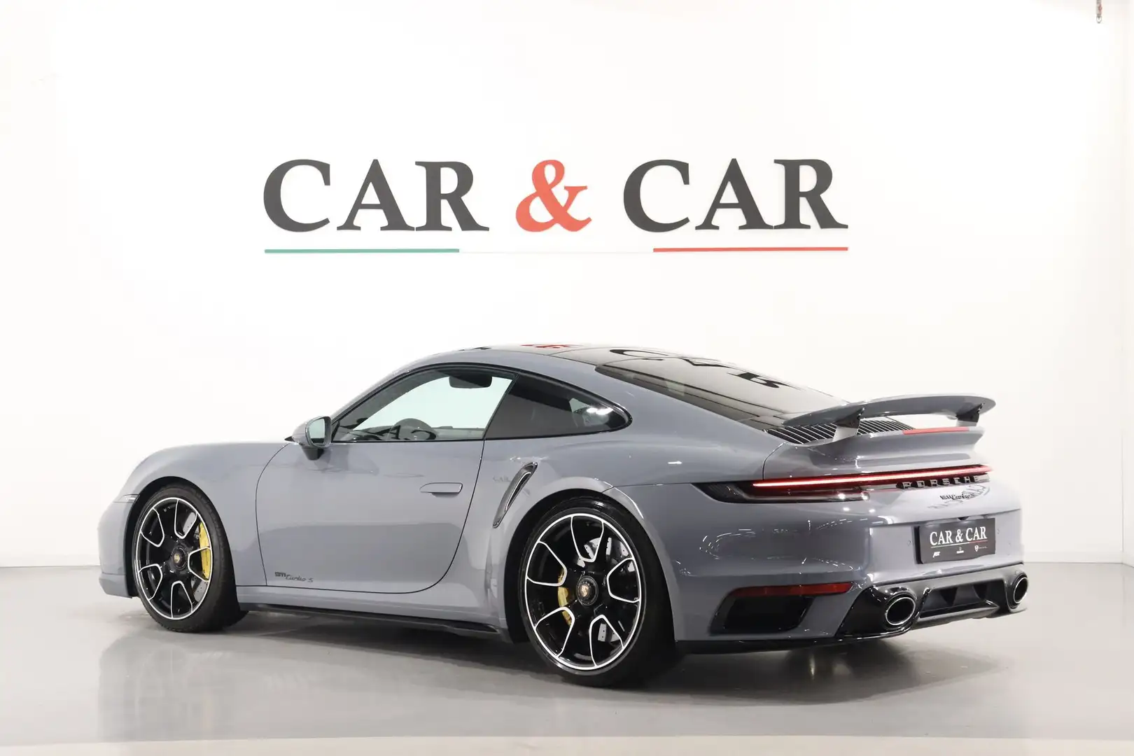 Porsche 911 992 Turbo S Coupé Grigio - 2