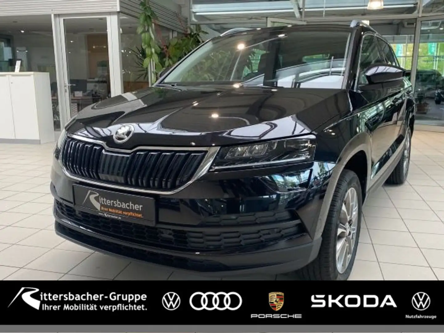 Skoda Karoq Clever 1.5 TSI Navi PDC Klima Sitzheizung Schwarz - 1