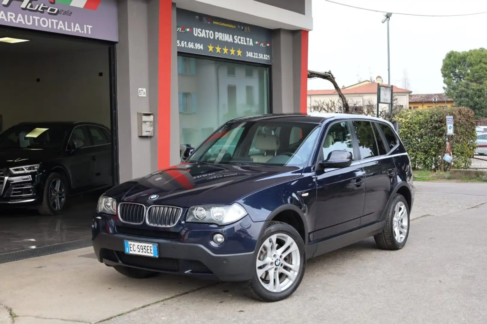 BMW X3 xDrive20d Futura Pelle Navigatore TEL UniPropietar Modrá - 1