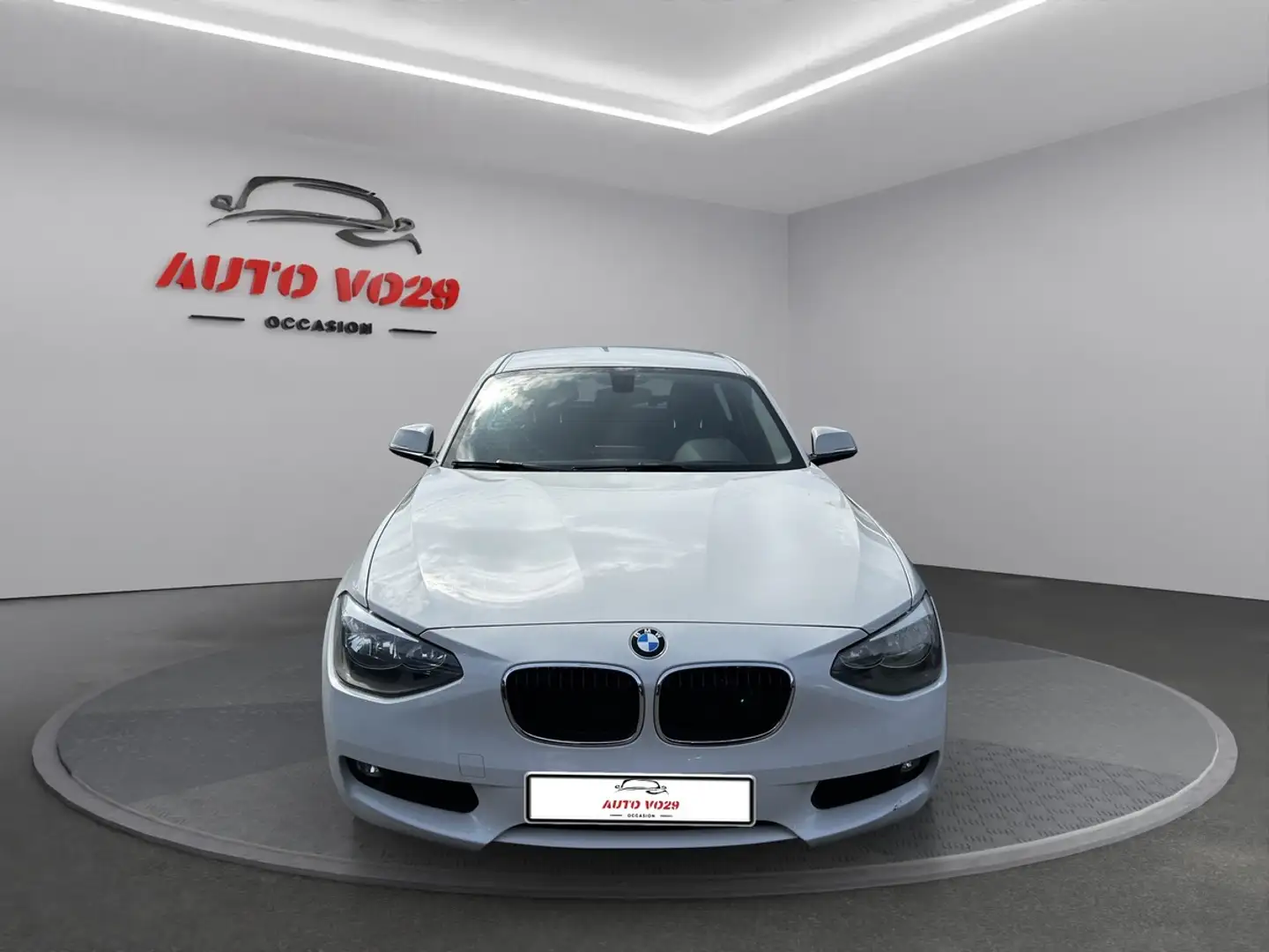 BMW 120 120 d 177CH CONFORT 3P Blanc - 2