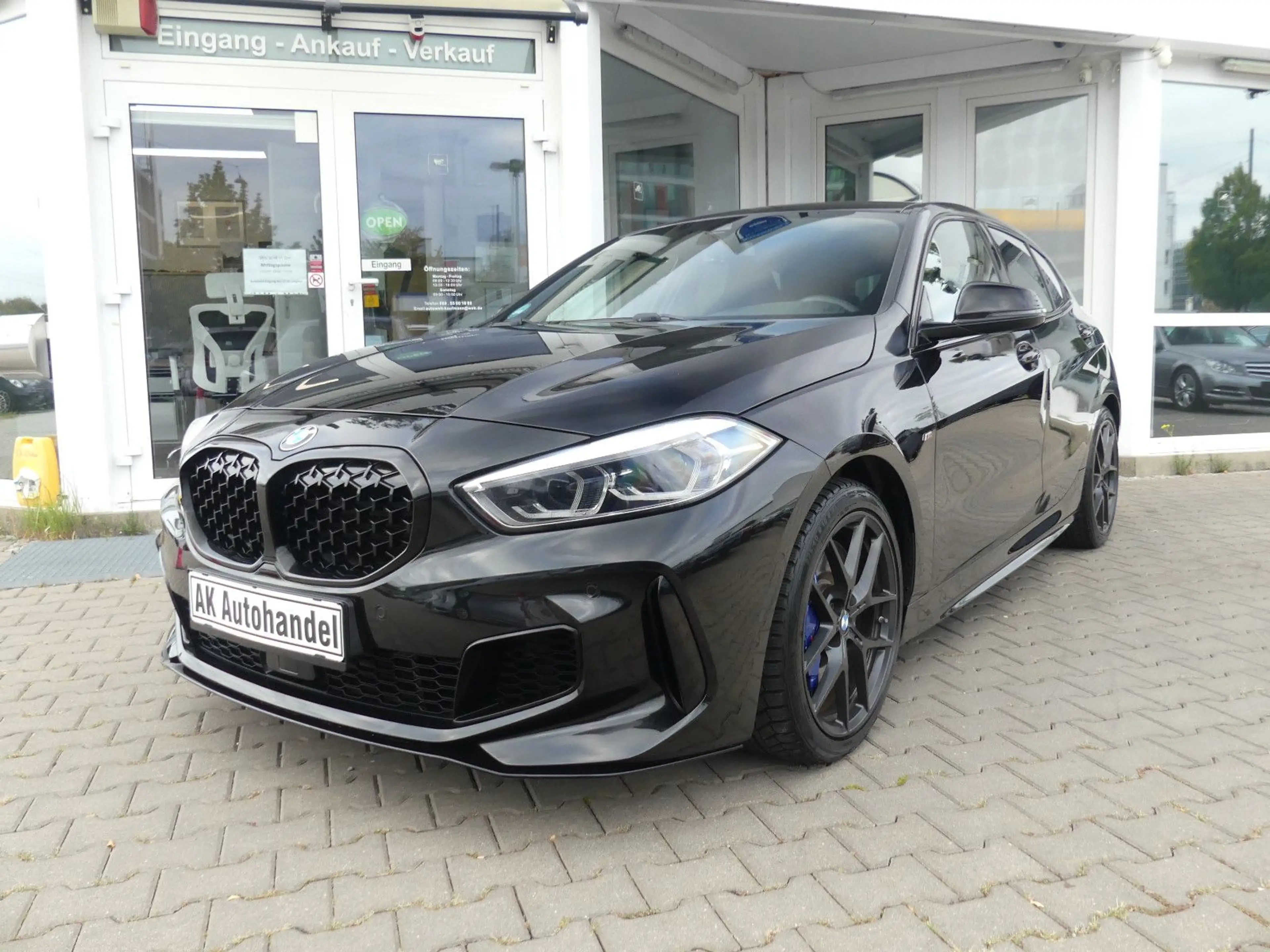 BMW 135 i xDrive Perform. ACC HUD LCP Alcantara Kam.