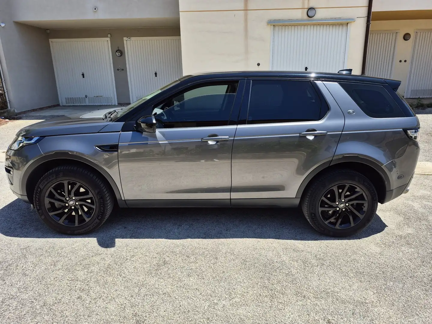 Land Rover Discovery Sport Discovery Sport 2.0 td4 awd 150cv auto Grigio - 2