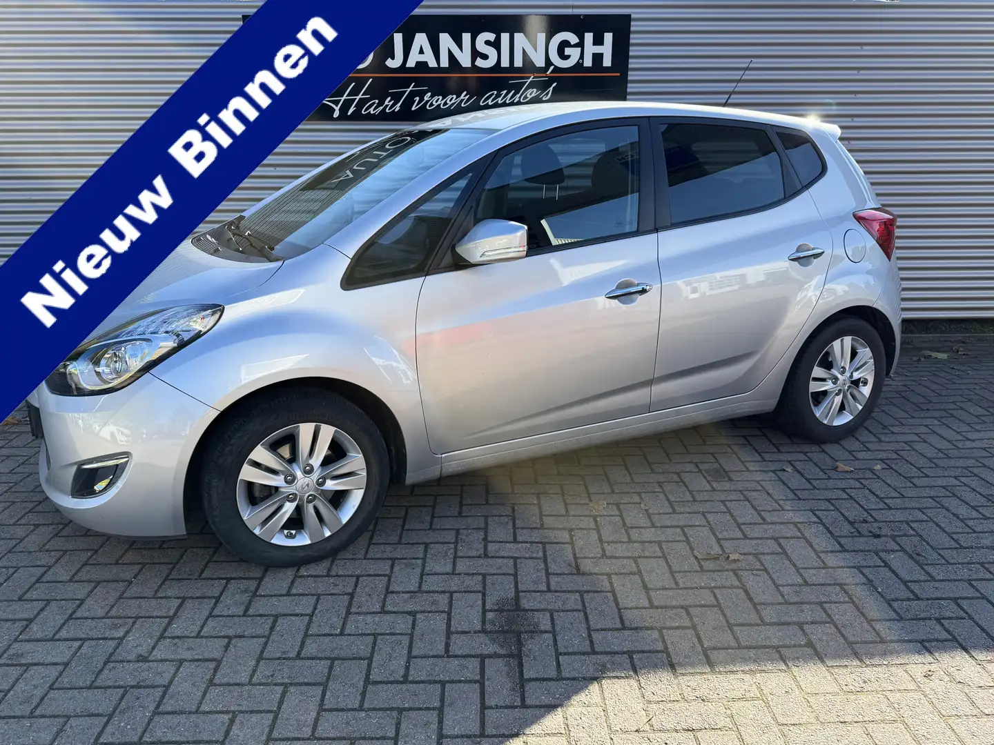 Hyundai iX20 1.6i i-Catcher Automaat!! | Camera | Trekhaak | Cl Gris - 1