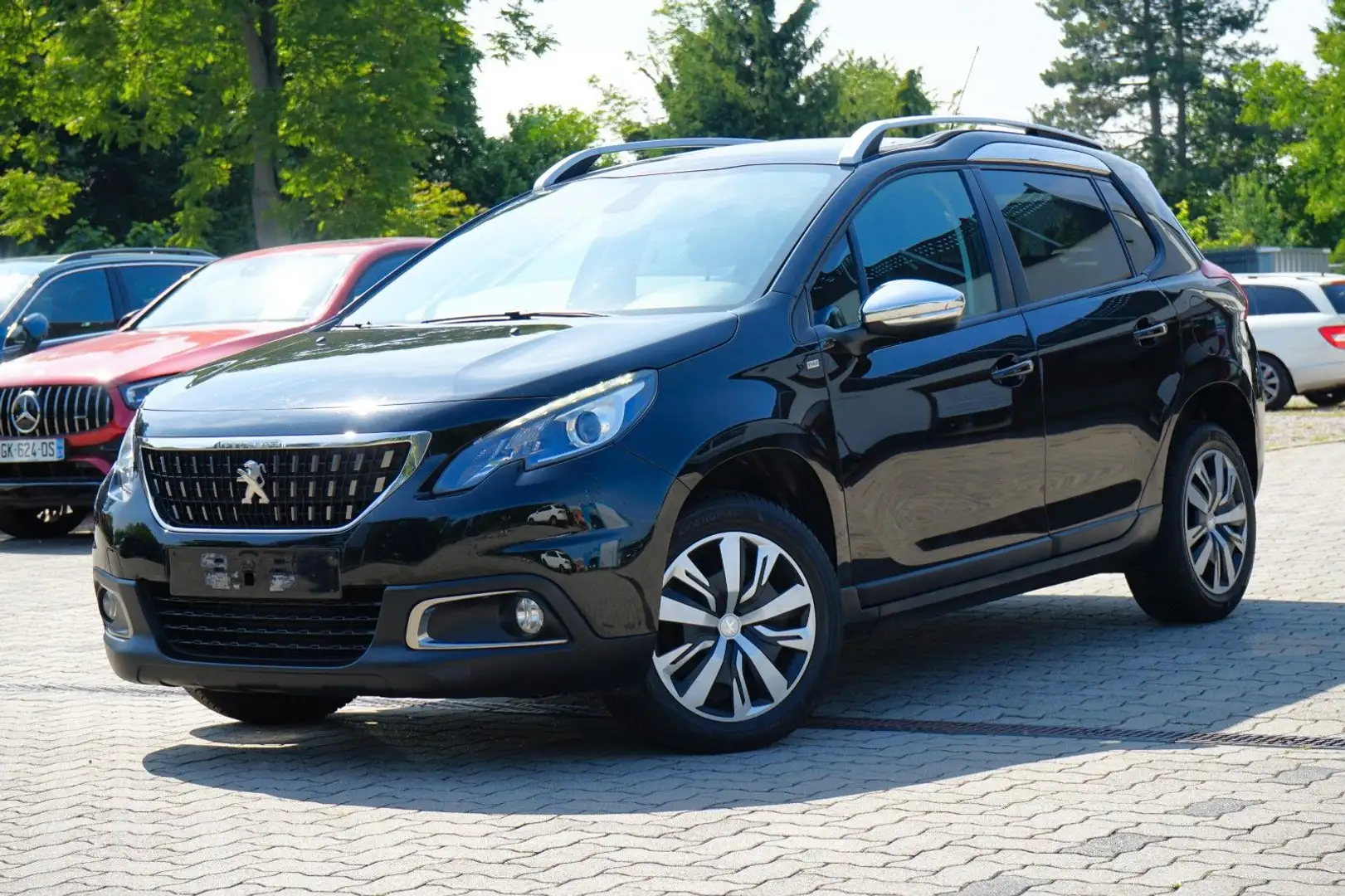 Peugeot 2008 Style PANO/ISOFIX/SHZ/PDC/NAVI/TEMP/3.H Schwarz - 1