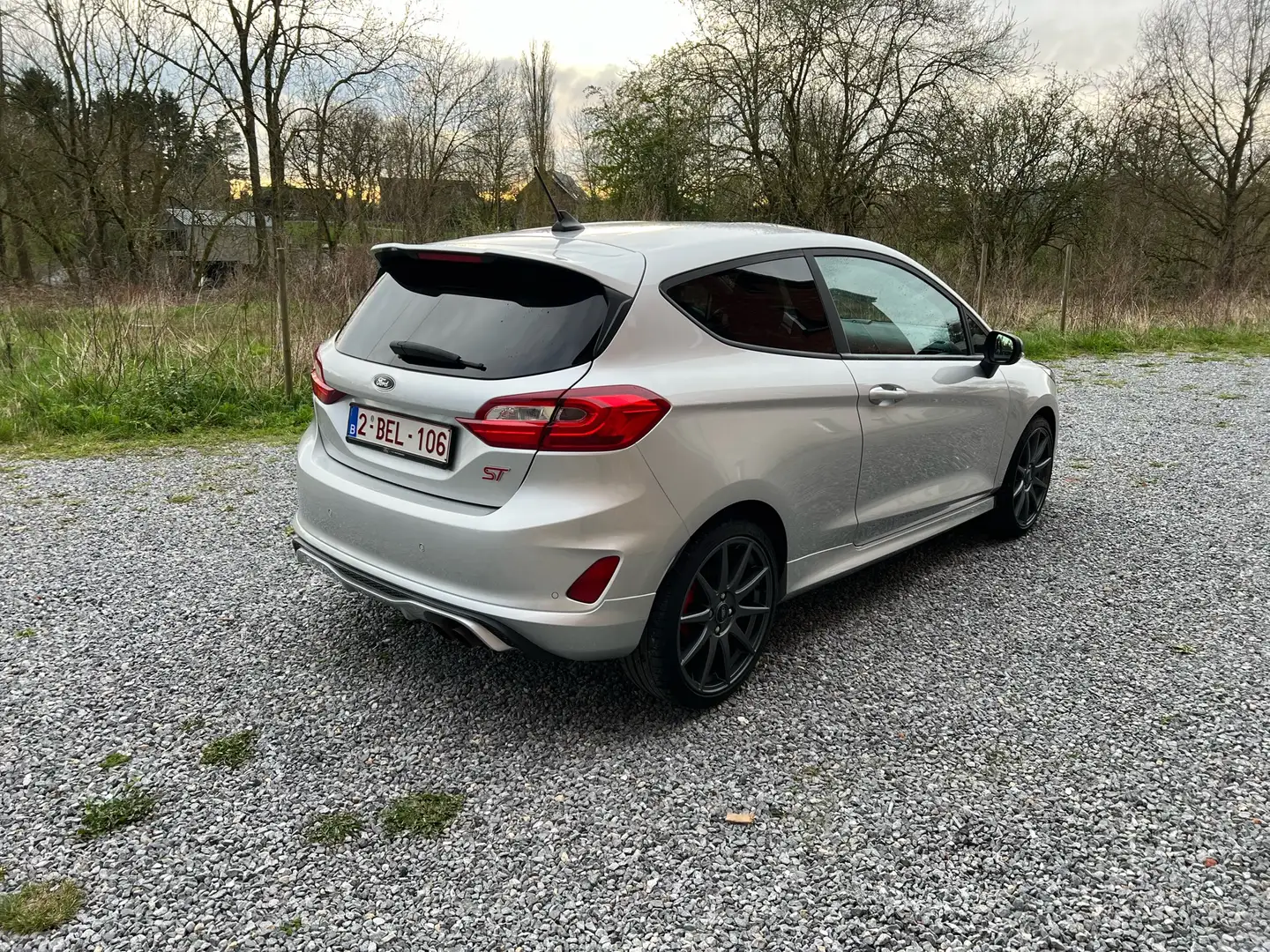 Ford Fiesta 1.5 EcoBoost ST Ultimate (EU6d) Argent - 2