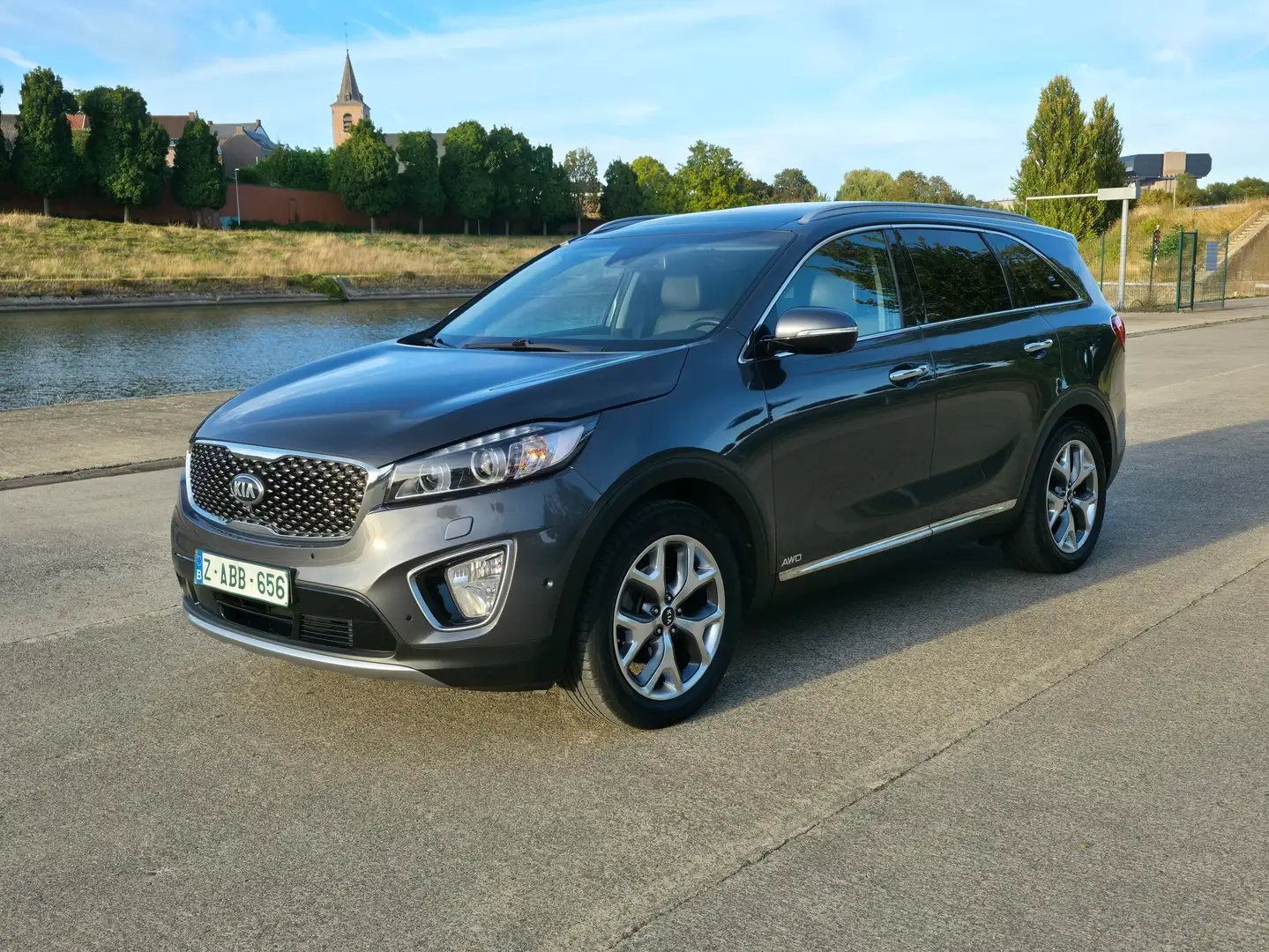 Kia Sorento 2.2 CRDi Vision 4WD 7 Places Euro6b Gris - 1