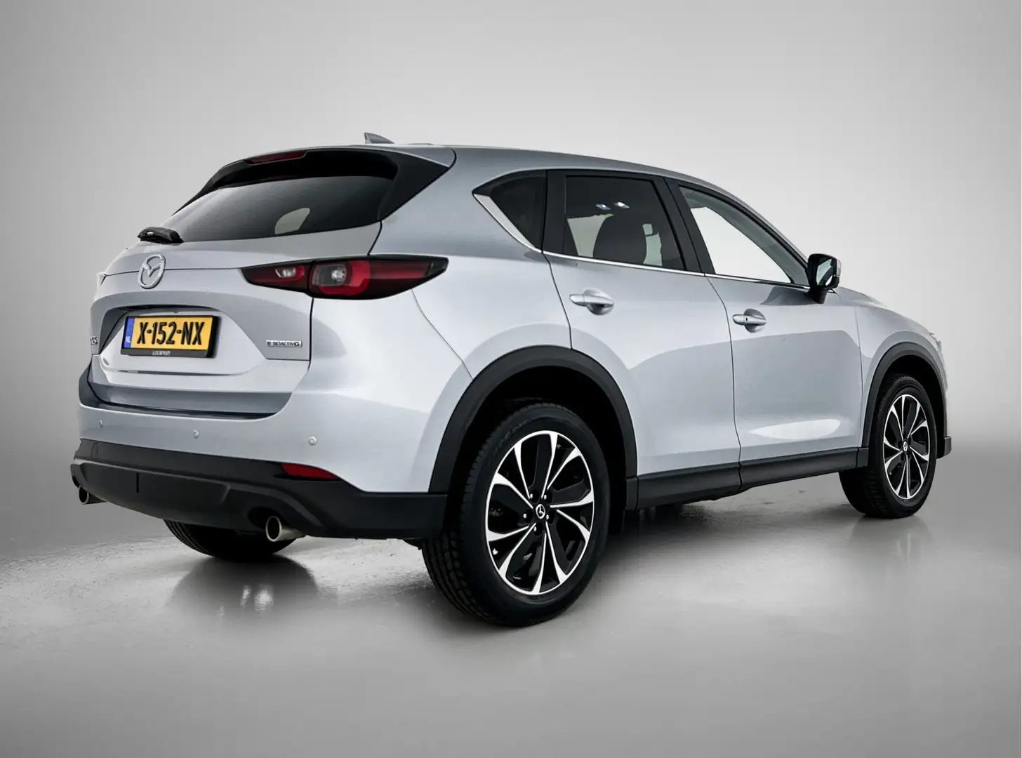 Mazda CX-5 2.0 e-SkyActiv-G M Hybrid 165 Advantage Grijs - 2