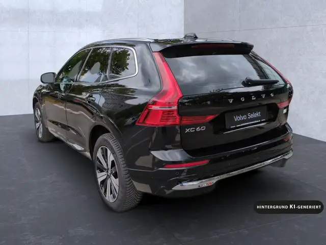 Volvo XC60 view 5
