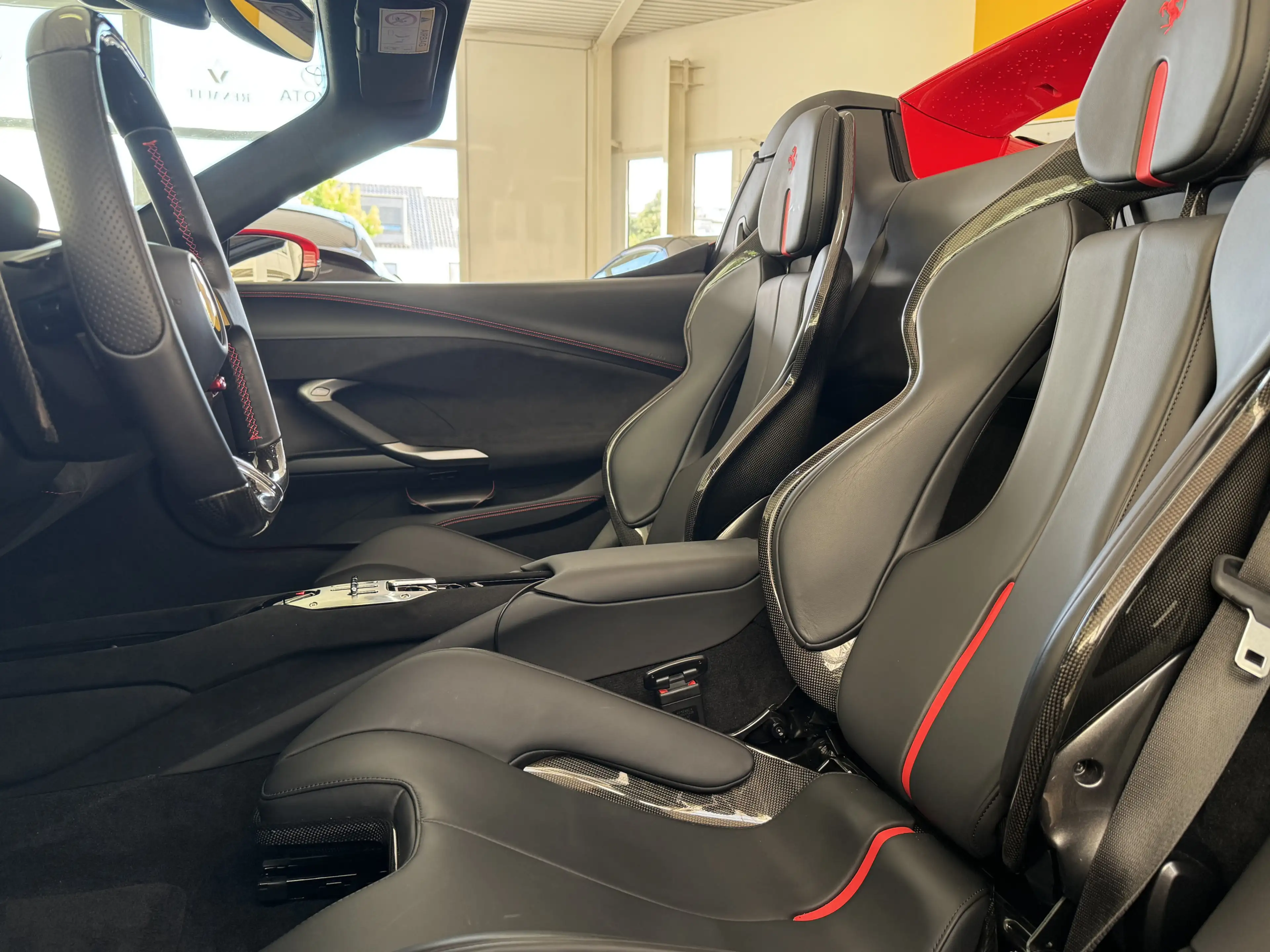 Ferrari 296 Matrix*Lift*JBL*Carbon Racing Seats* — photo 12