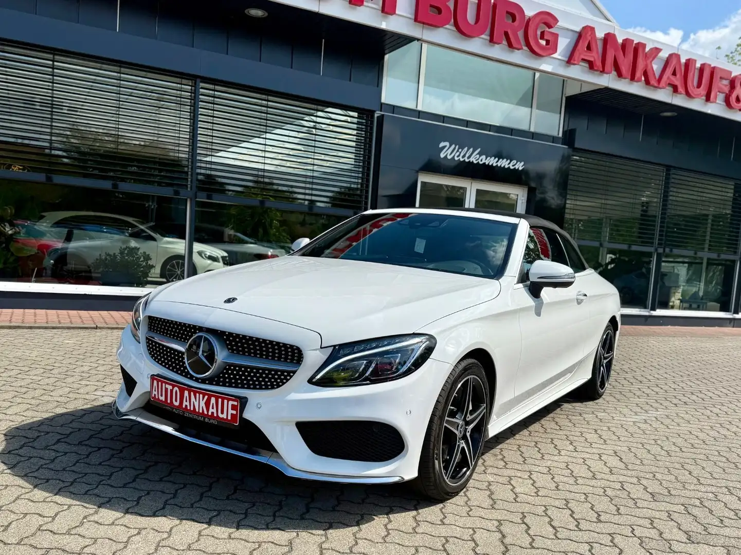 Mercedes-Benz C 250 Cabrio C 250 d MULTIBEAM AMG BURMESTER SHZ Weiß - 2