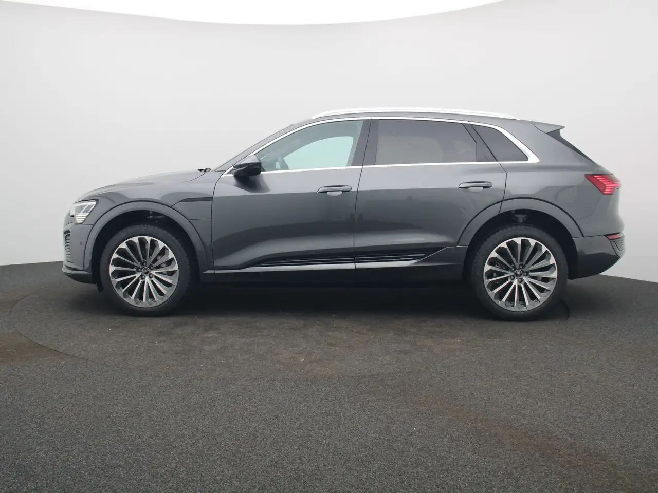 Audi Q8 S-Line 55 quattro /Pano,Matrix,AHK,Air, миниатюра 4