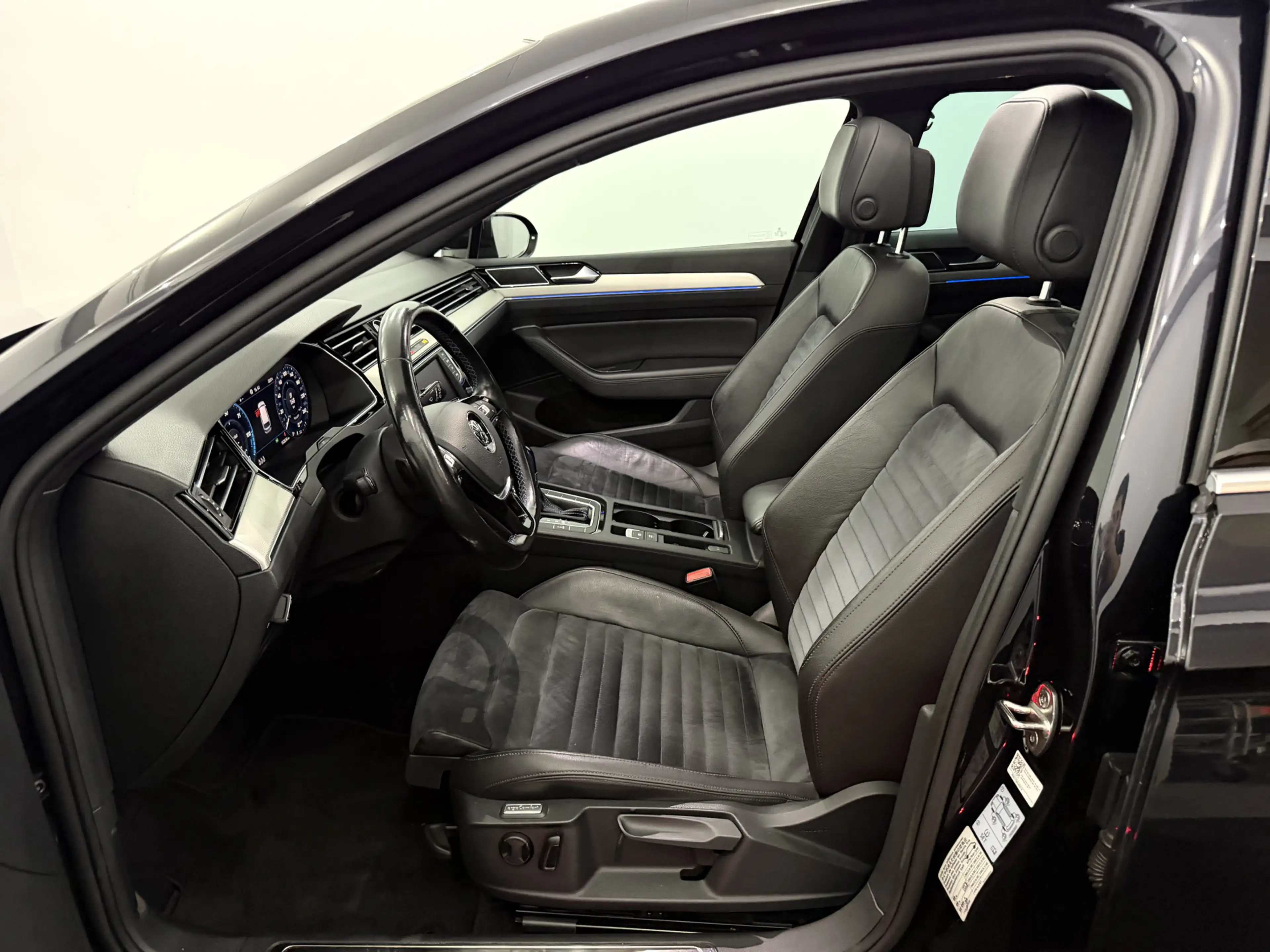 Volkswagen Passat Variant 1.4 TSI GTE Connected Series Plus Panoramadak, Nav — photo 7