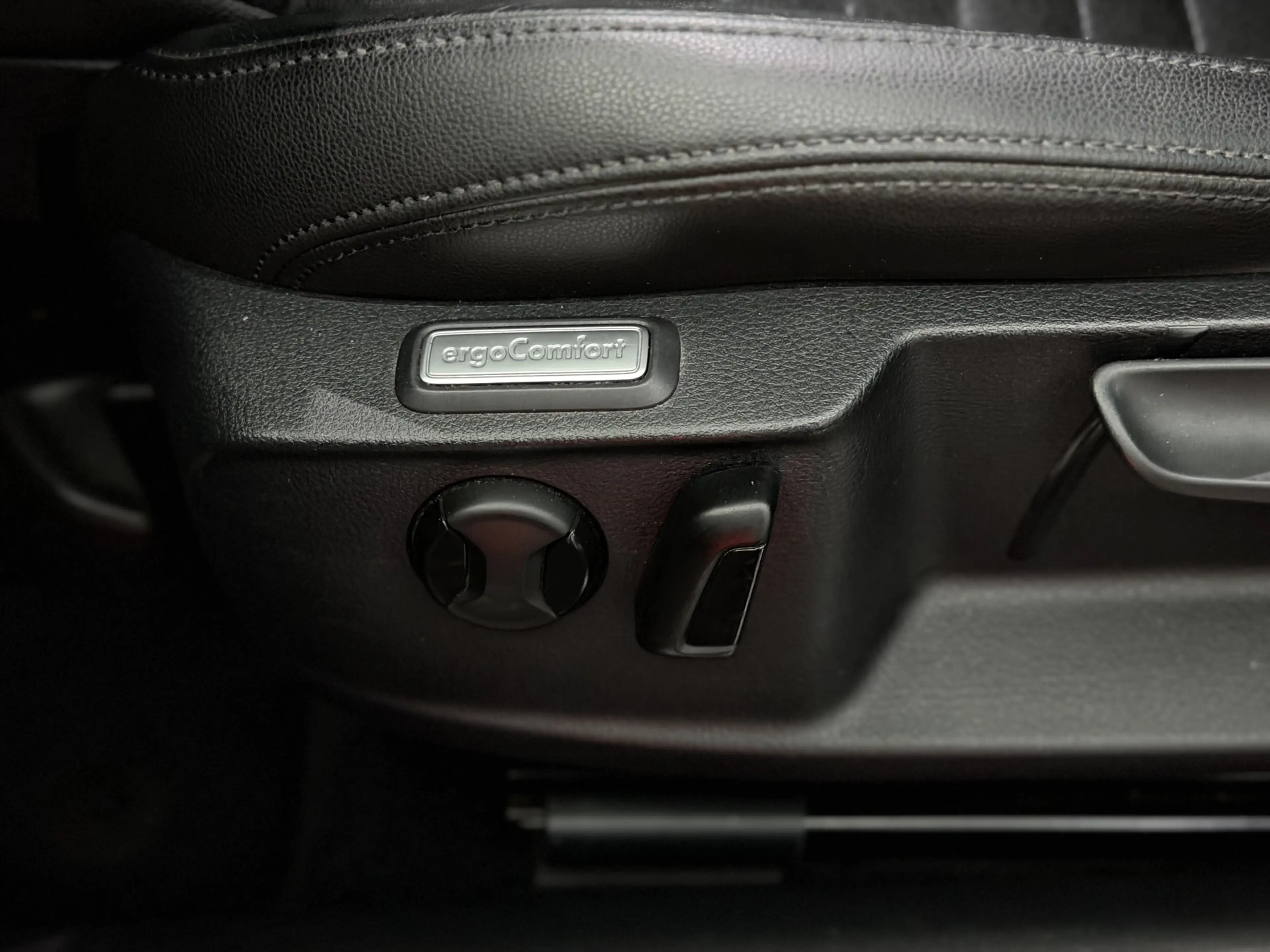 Volkswagen Passat Variant 1.4 TSI GTE Connected Series Plus Panoramadak, Nav — photo 16