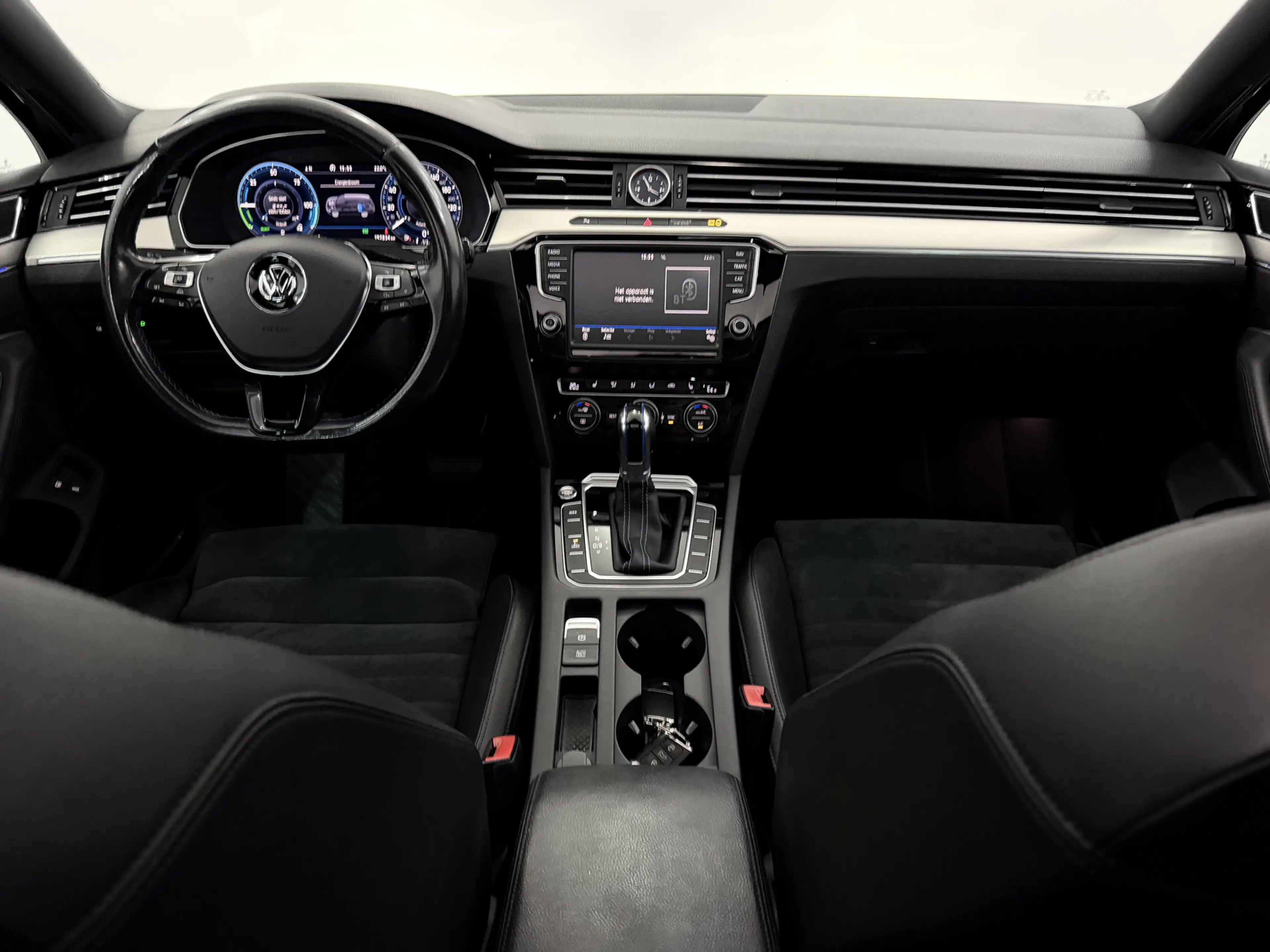 Volkswagen Passat Variant 1.4 TSI GTE Connected Series Plus Panoramadak, Nav — photo 3