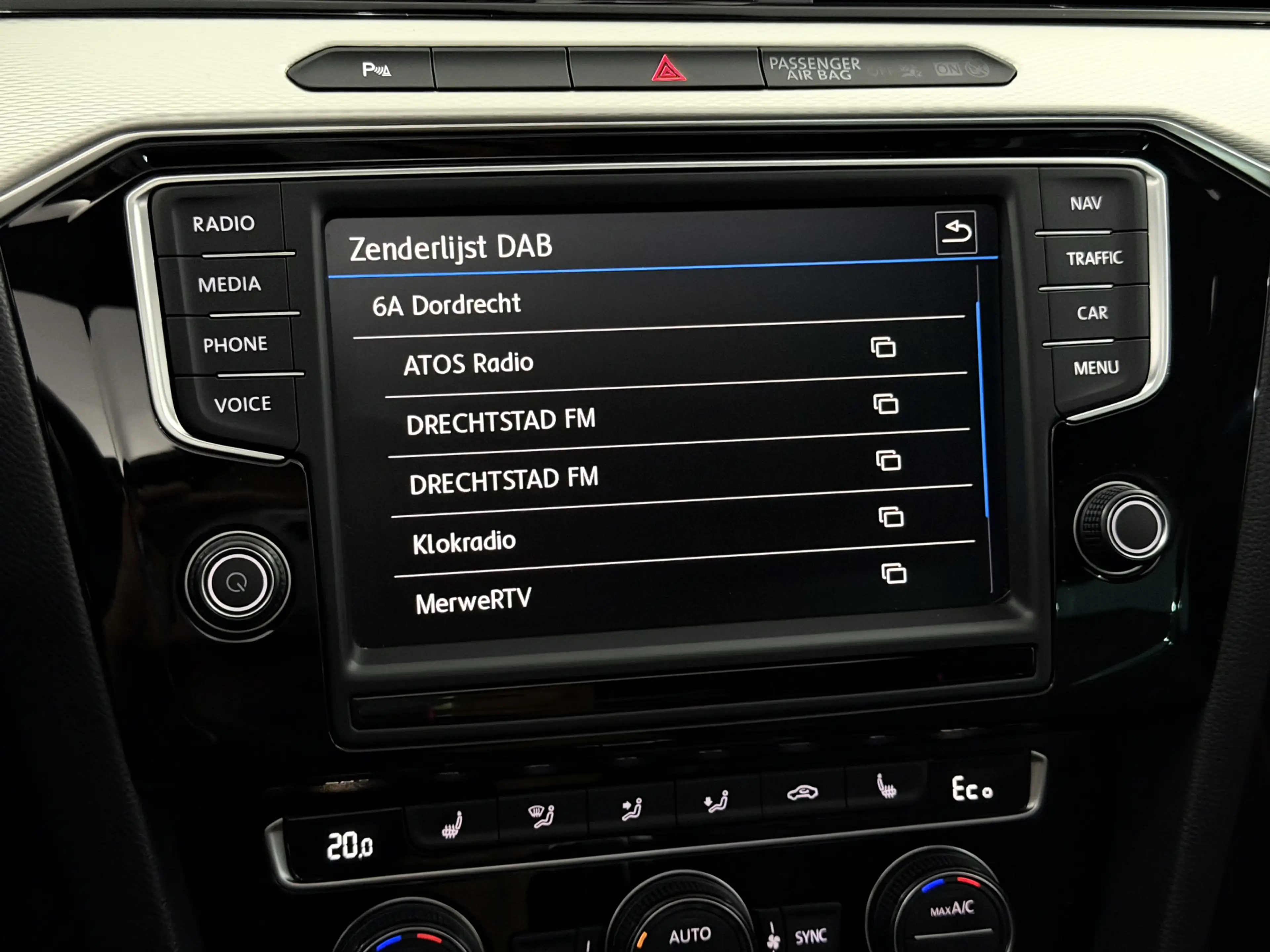 Volkswagen Passat Variant 1.4 TSI GTE Connected Series Plus Panoramadak, Nav — photo 23