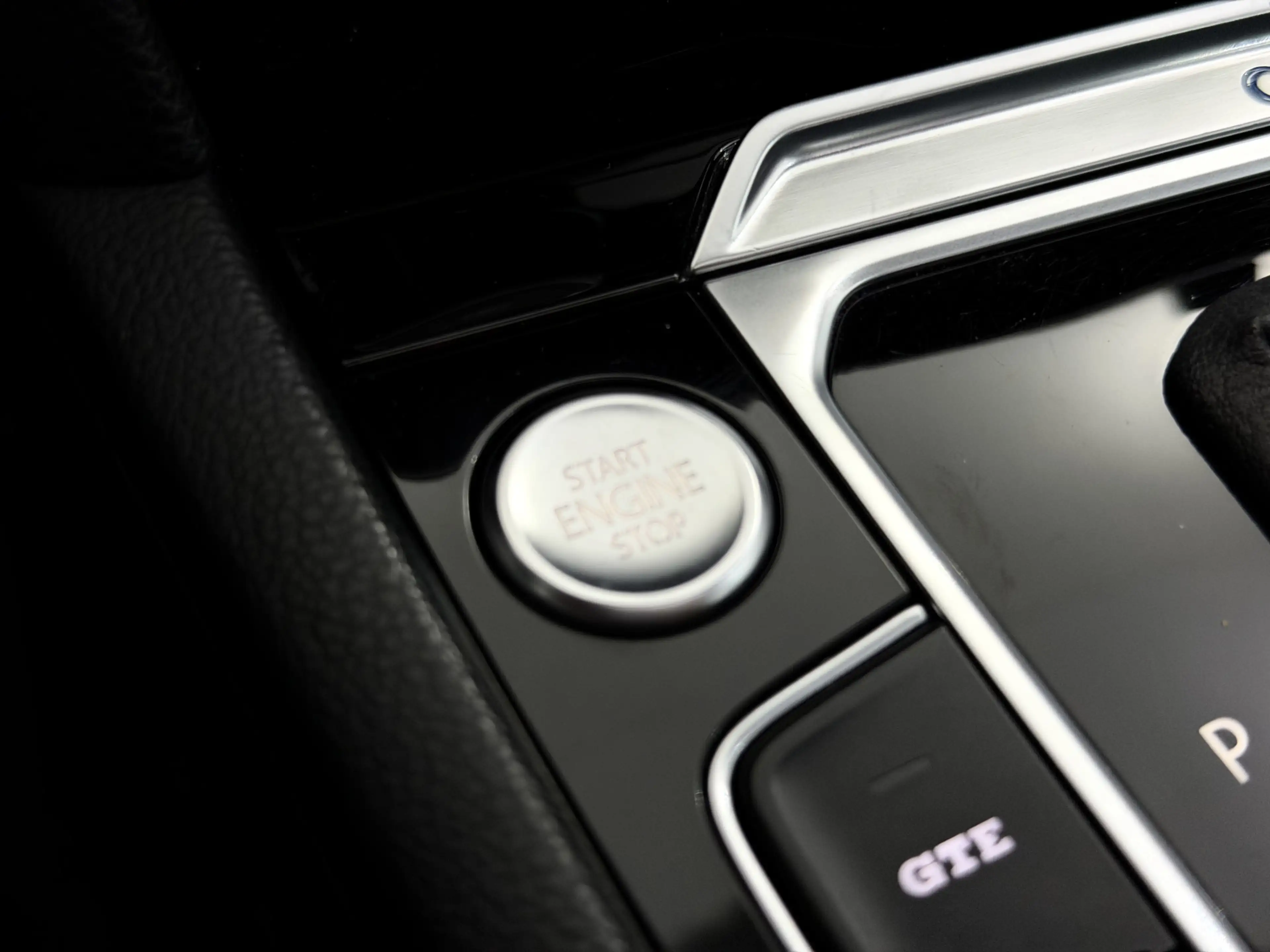 Volkswagen Passat Variant 1.4 TSI GTE Connected Series Plus Panoramadak, Nav — photo 19