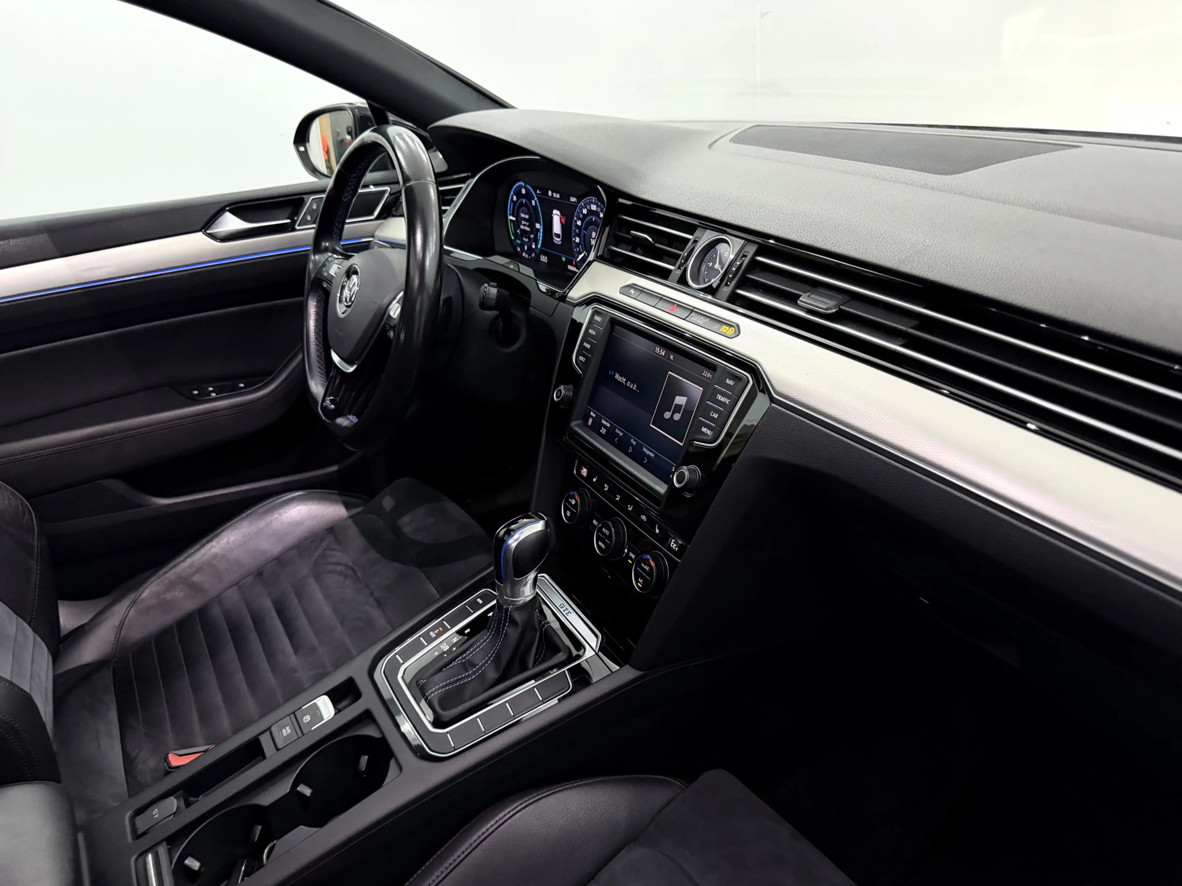 Volkswagen Passat Variant 1.4 TSI GTE Connected Series Plus Panoramadak, Nav — photo 10
