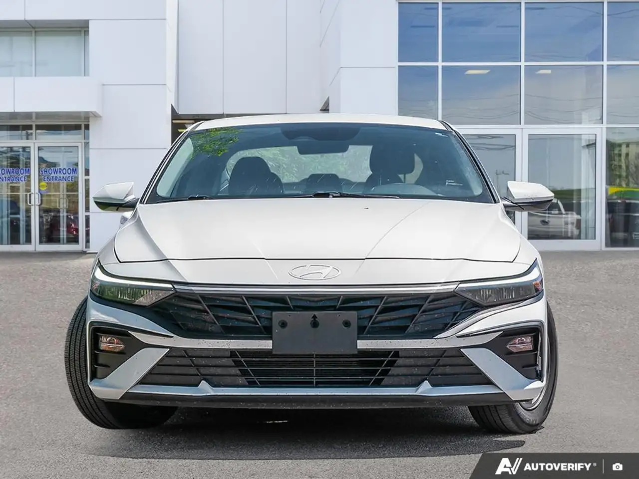 Hyundai ELANTRA снимка Hyundai ELANTRA