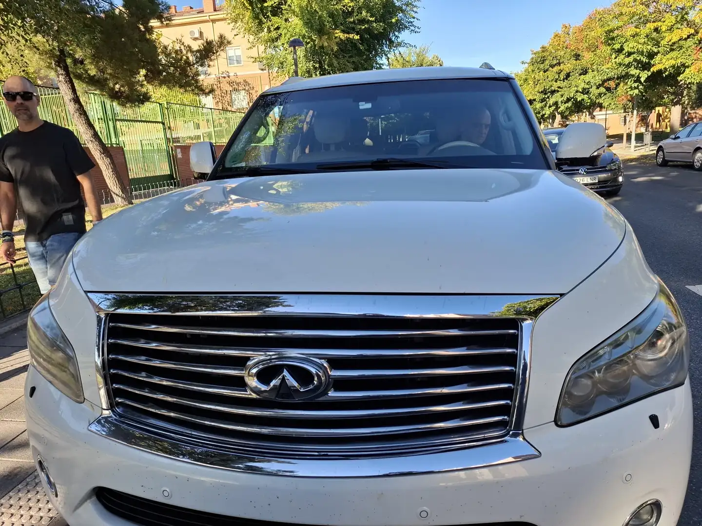 Infiniti QX80 - 2