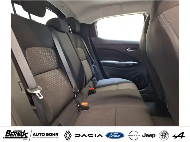 Nissan Juke view 4