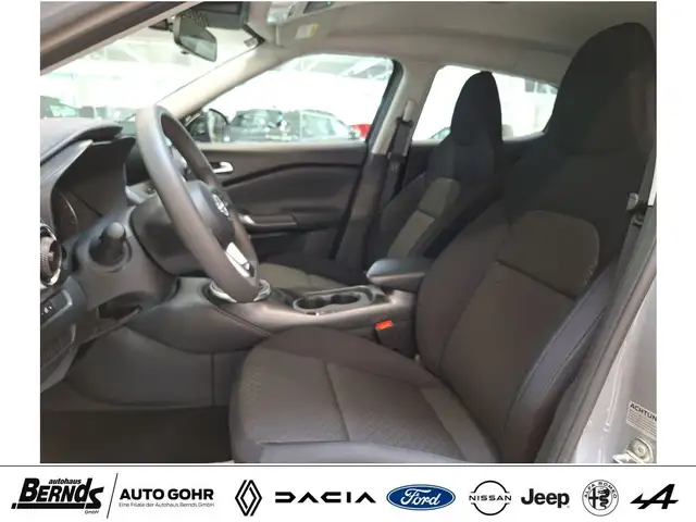 Nissan Juke view 10