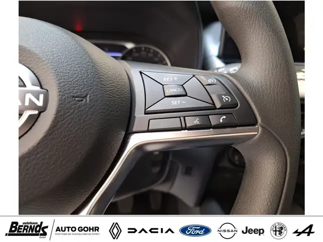 Nissan Juke view 14