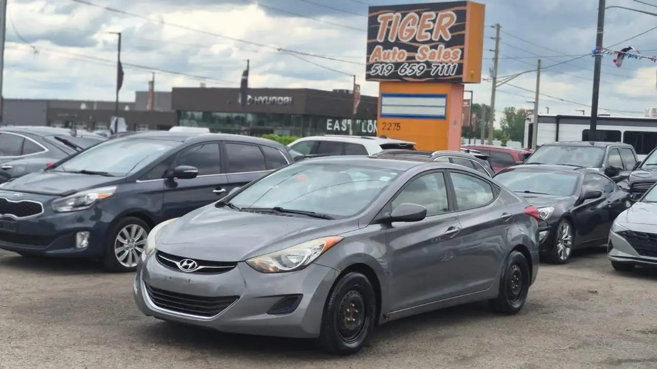 2013 Hyundai ELANTRA