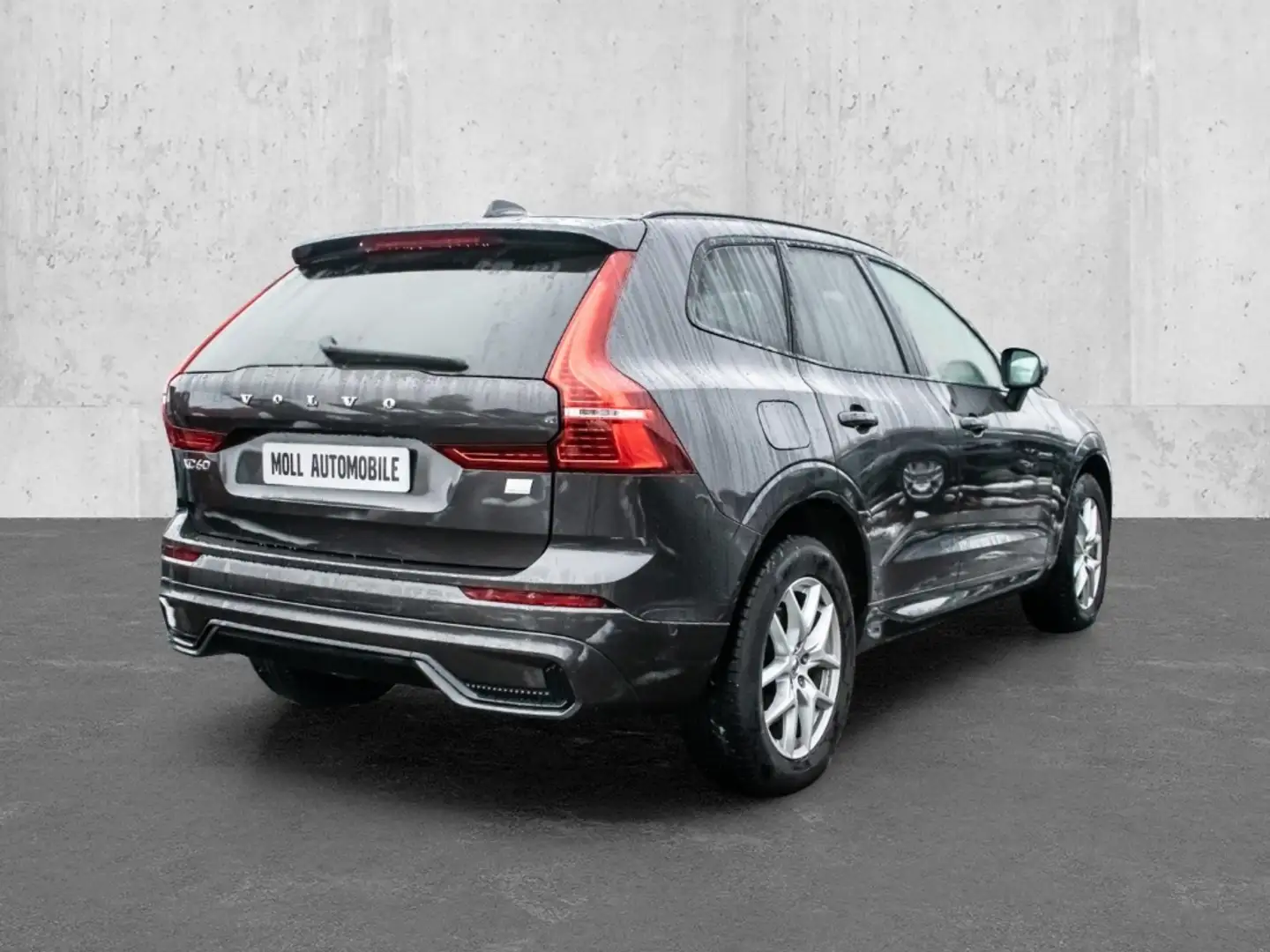 Volvo XC60 Ultra Dark Recharge Plug-In Hybrid AWD T8 Twin Eng Grau - 2