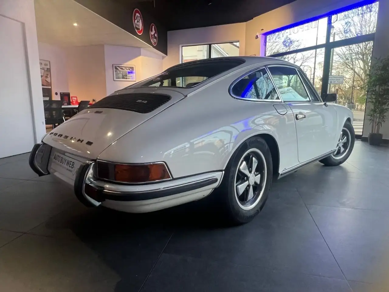 Porsche 911 2.4 T / Dossier restauration complet / Etat concours, foto 2