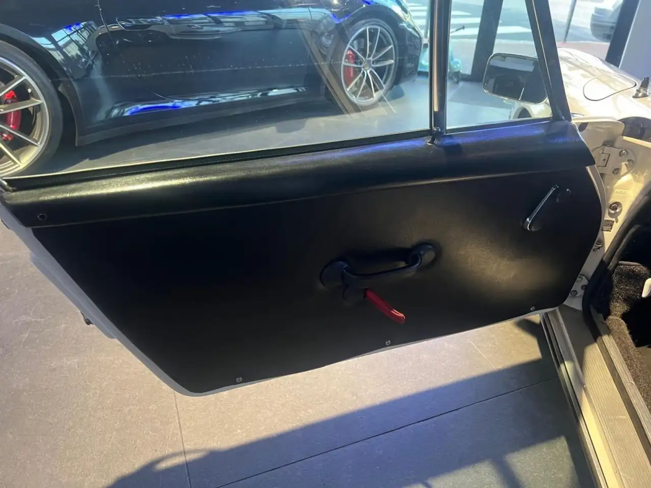 Porsche 911 2.4 T / Dossier restauration complet / Etat concours, foto 8