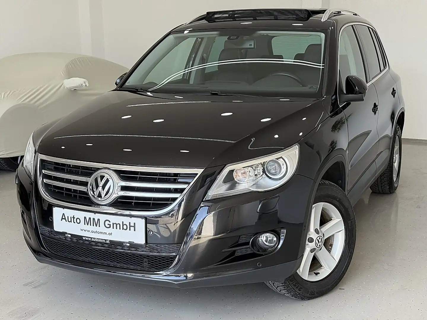 Volkswagen Tiguan 2,0 TDI CR DPF 4Motion Sport&Style Schwarz - 1