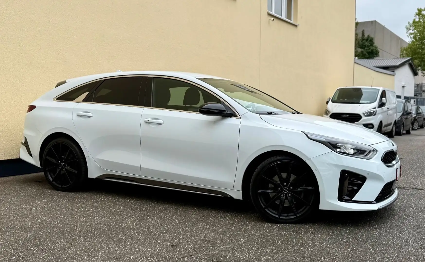Kia ProCeed 1.6 CRDi GT-Line AUTM.  TOP AUSST Blanc - 1