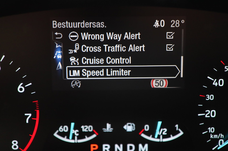Ford Focus Wagon 1.5 Active / PANO / HUD / ACC / B&O / KEYLES — photo 18